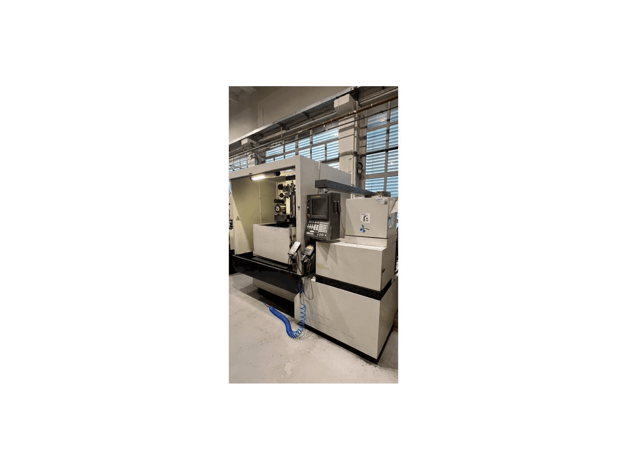 FANUC ROBOCUT Alfa-1iC Mašinos vaizdas iš priekio