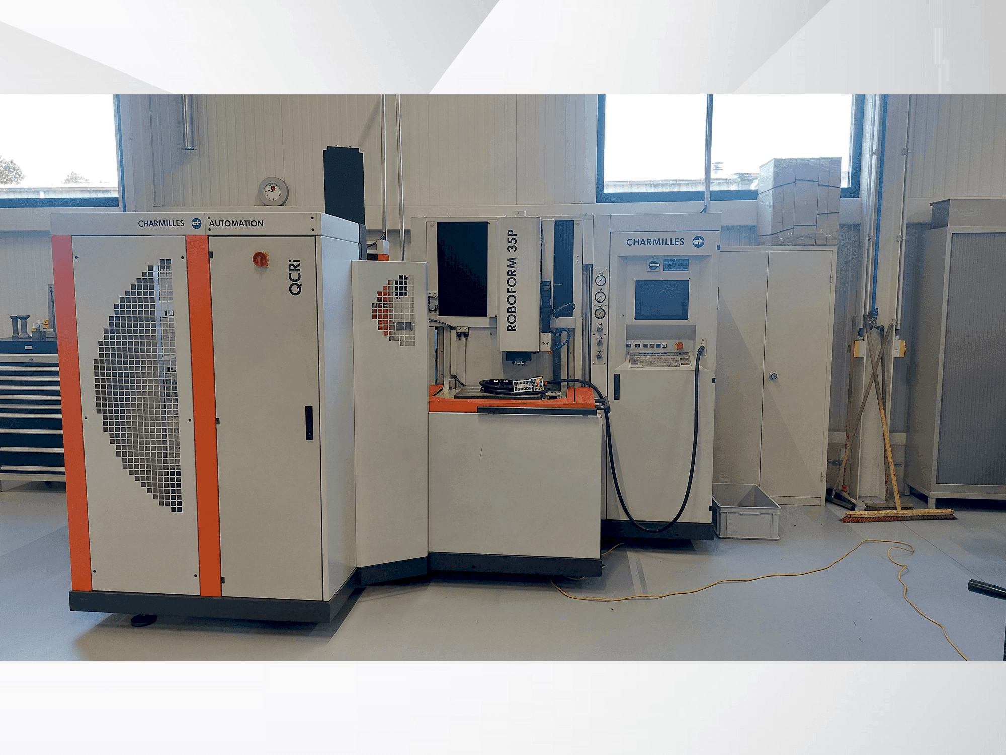 CHARMILLES ROBOFORM 35P Mašinos vaizdas iš priekio