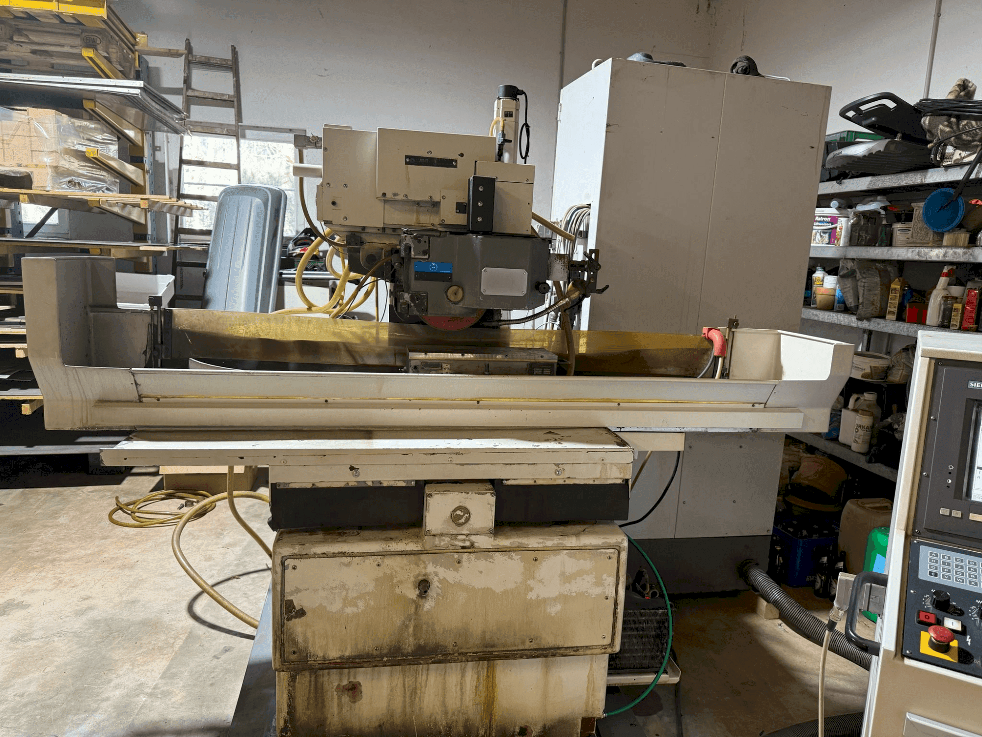 JUNG J 525C Mašinos vaizdas iš priekio