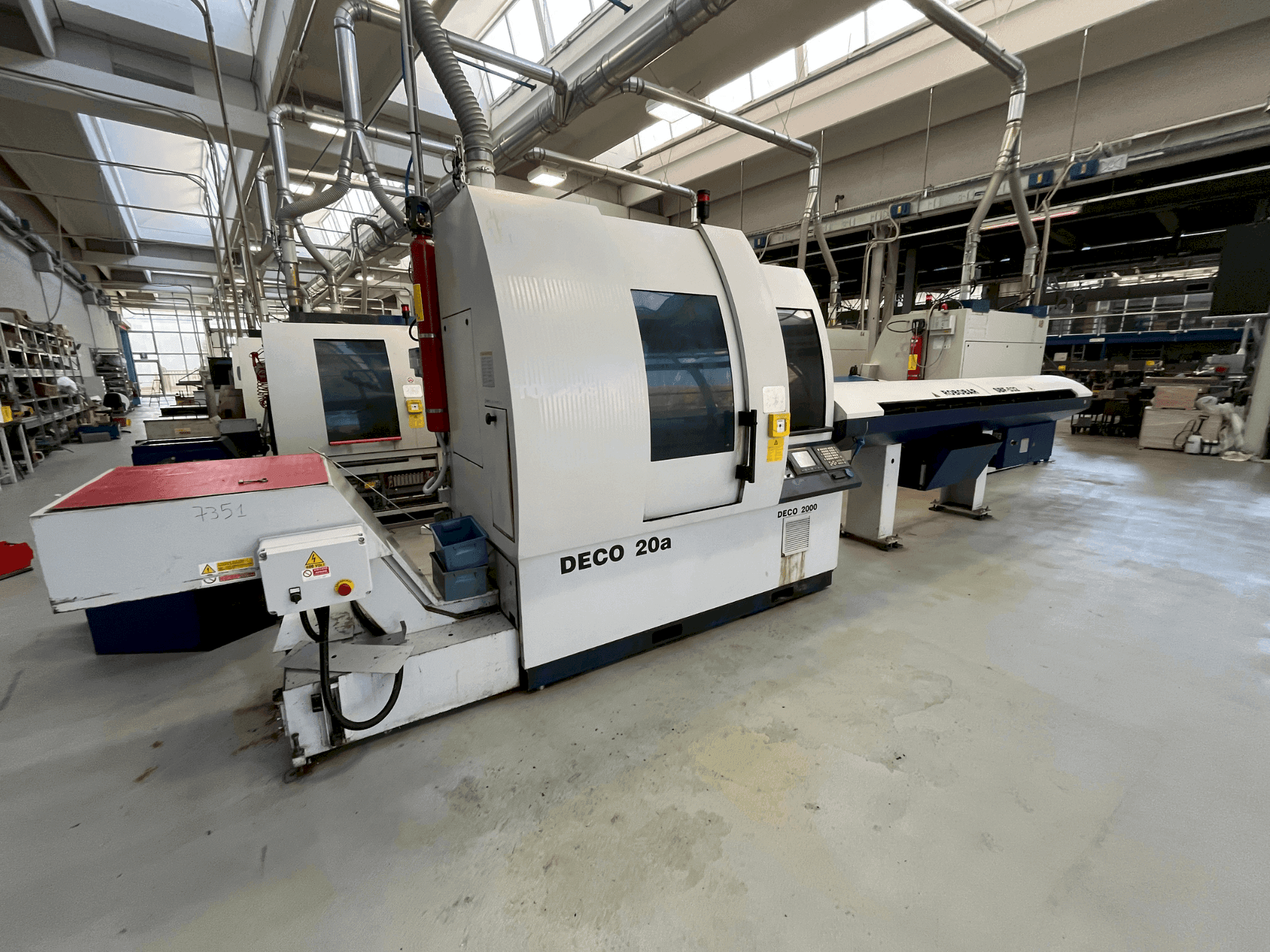 TORNOS DECO 20A Mašinos vaizdas iš priekio