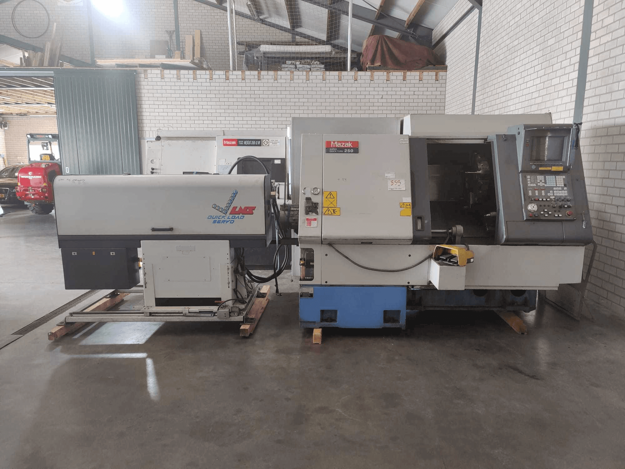 Mazak Super Quick Turn 250 Mašinos vaizdas iš priekio