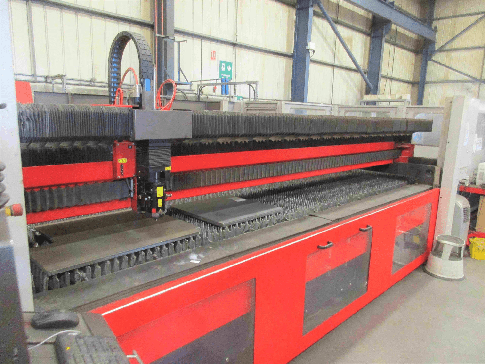 Bystronic Bystar L 4025-65 Mašinos vaizdas iš priekio