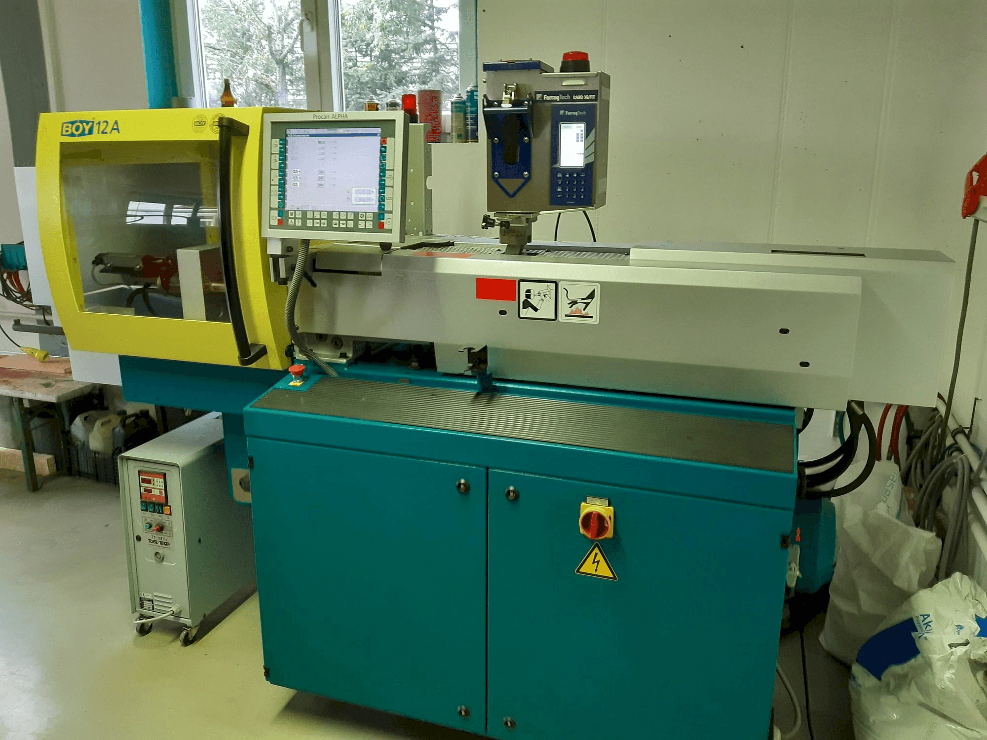 BOY 12A Mašinos vaizdas iš priekio