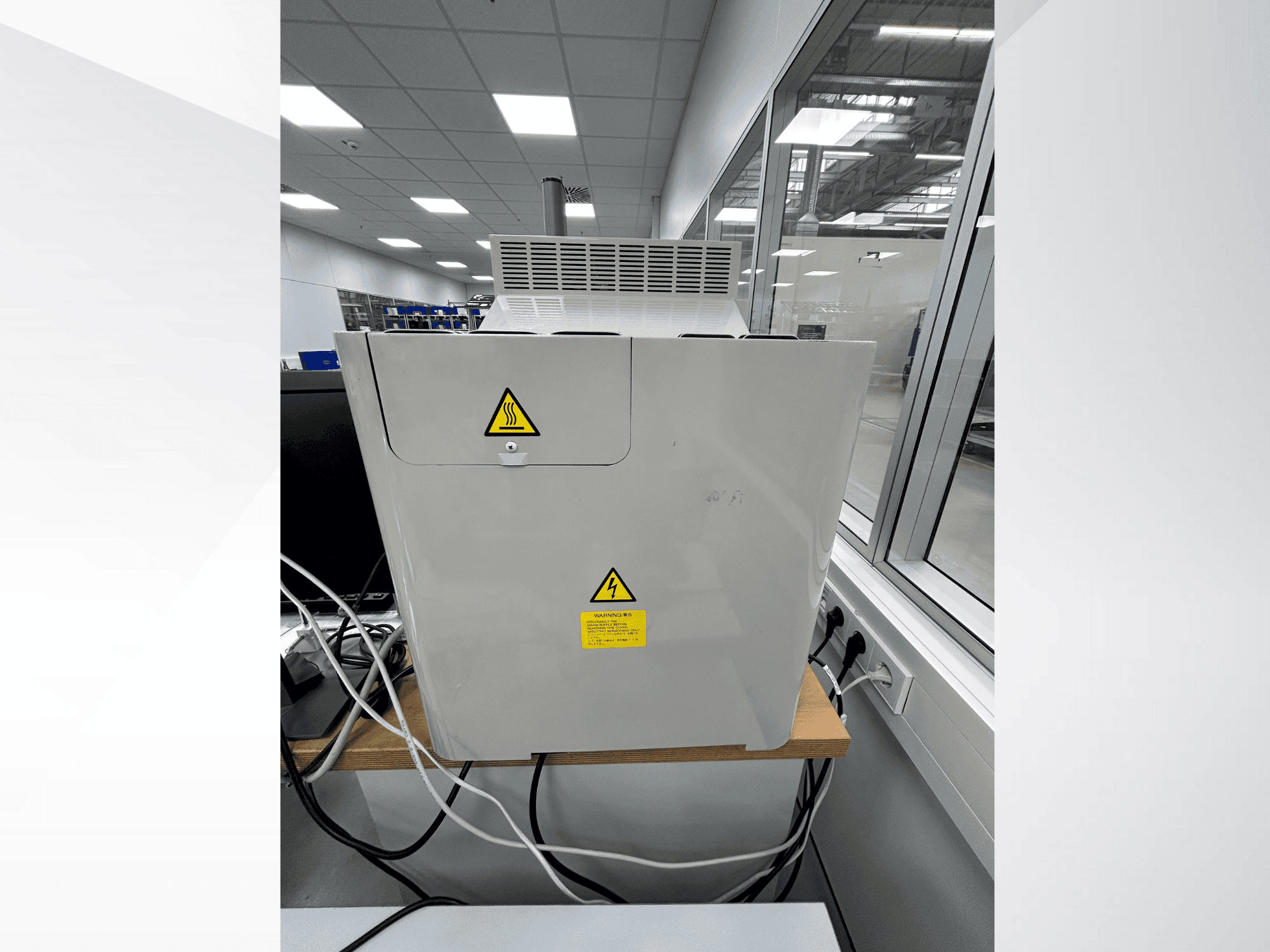 Mitutoyo Quick Scope QS-250Z Mašinos vaizdas iš priekio