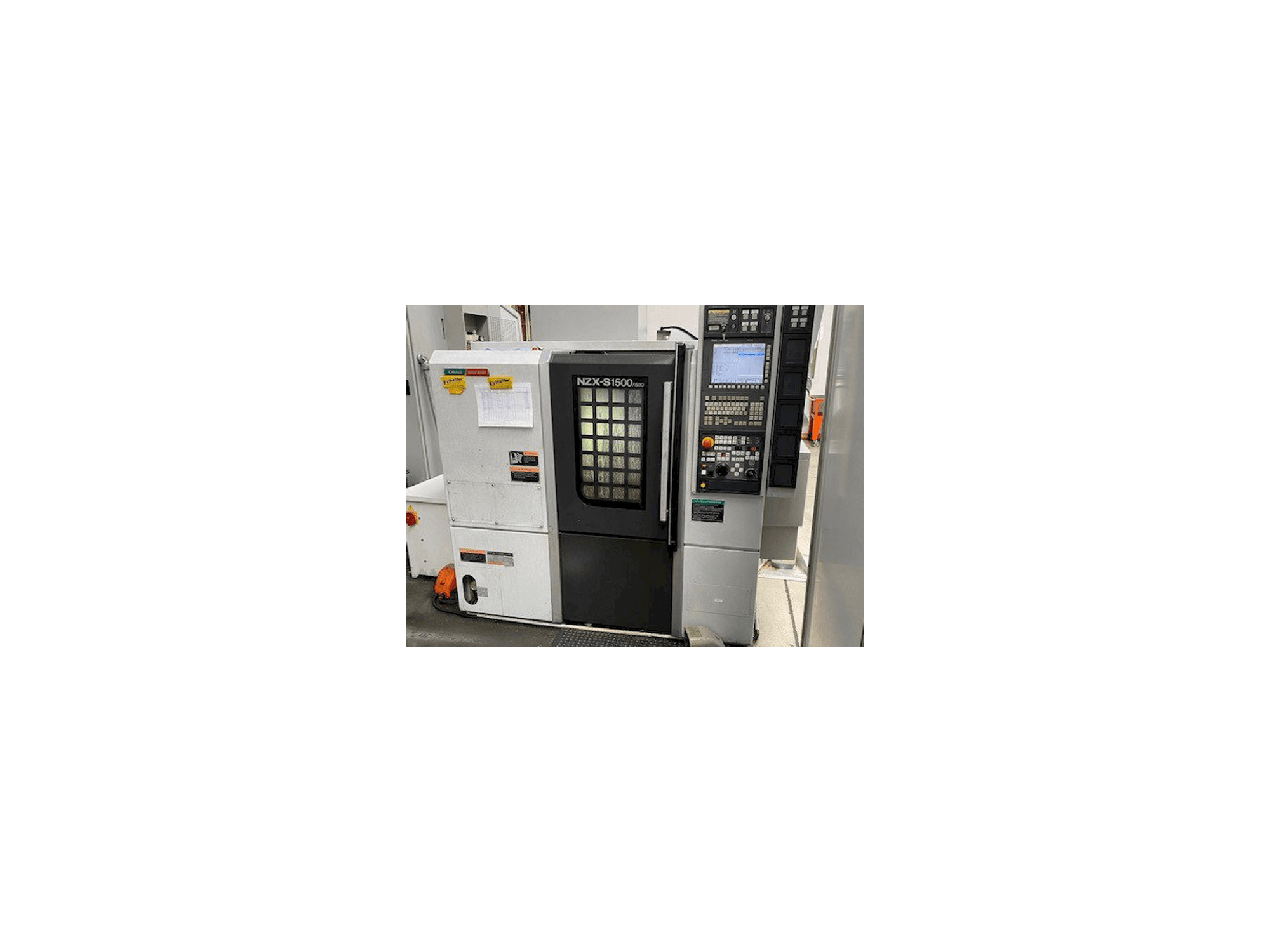 DMG Mori Seiki NZX-S1500/500 Mašinos vaizdas iš priekio