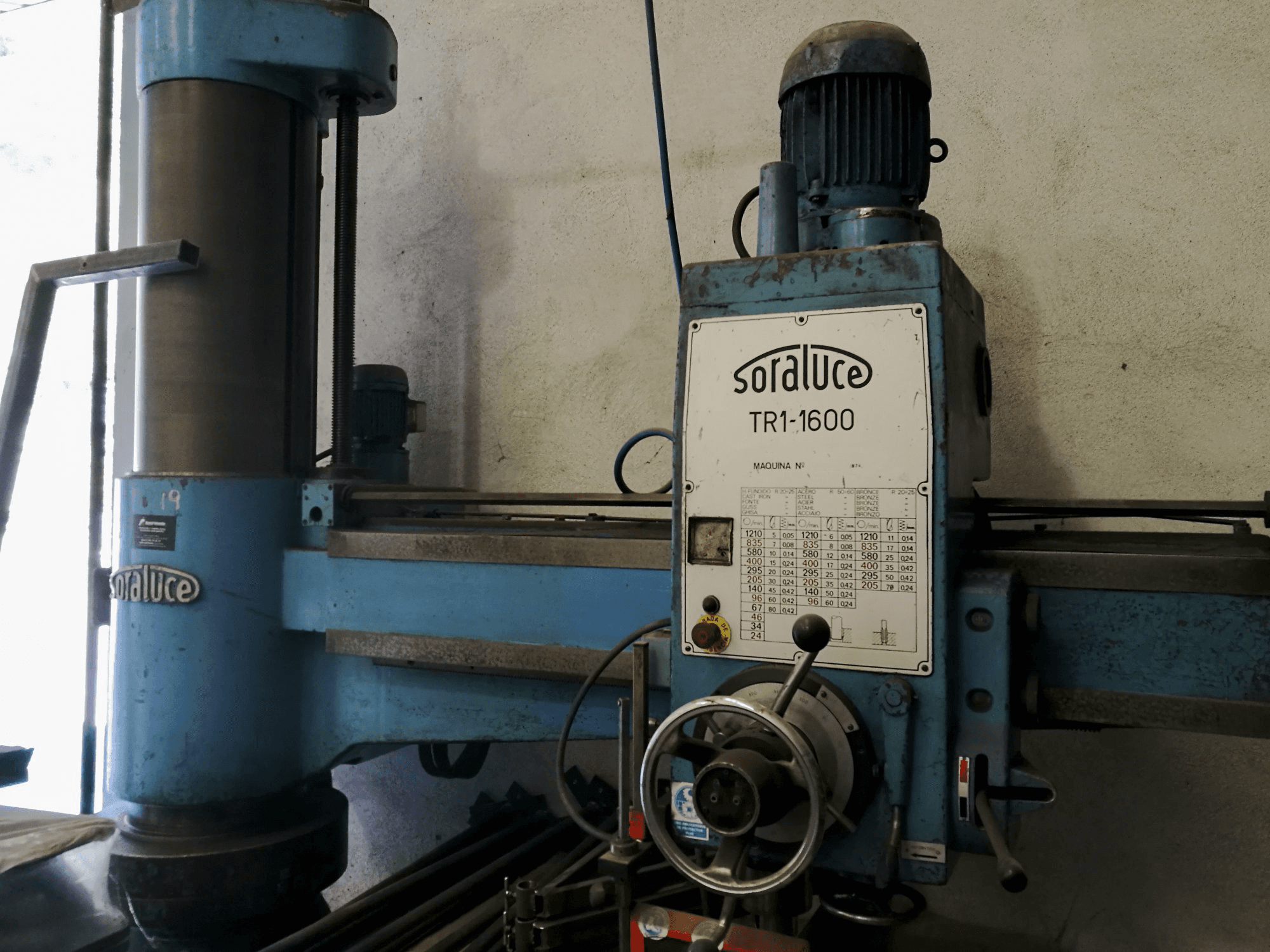 Soraluce TR1-1600 Mašinos dešinės pusės vaizdas