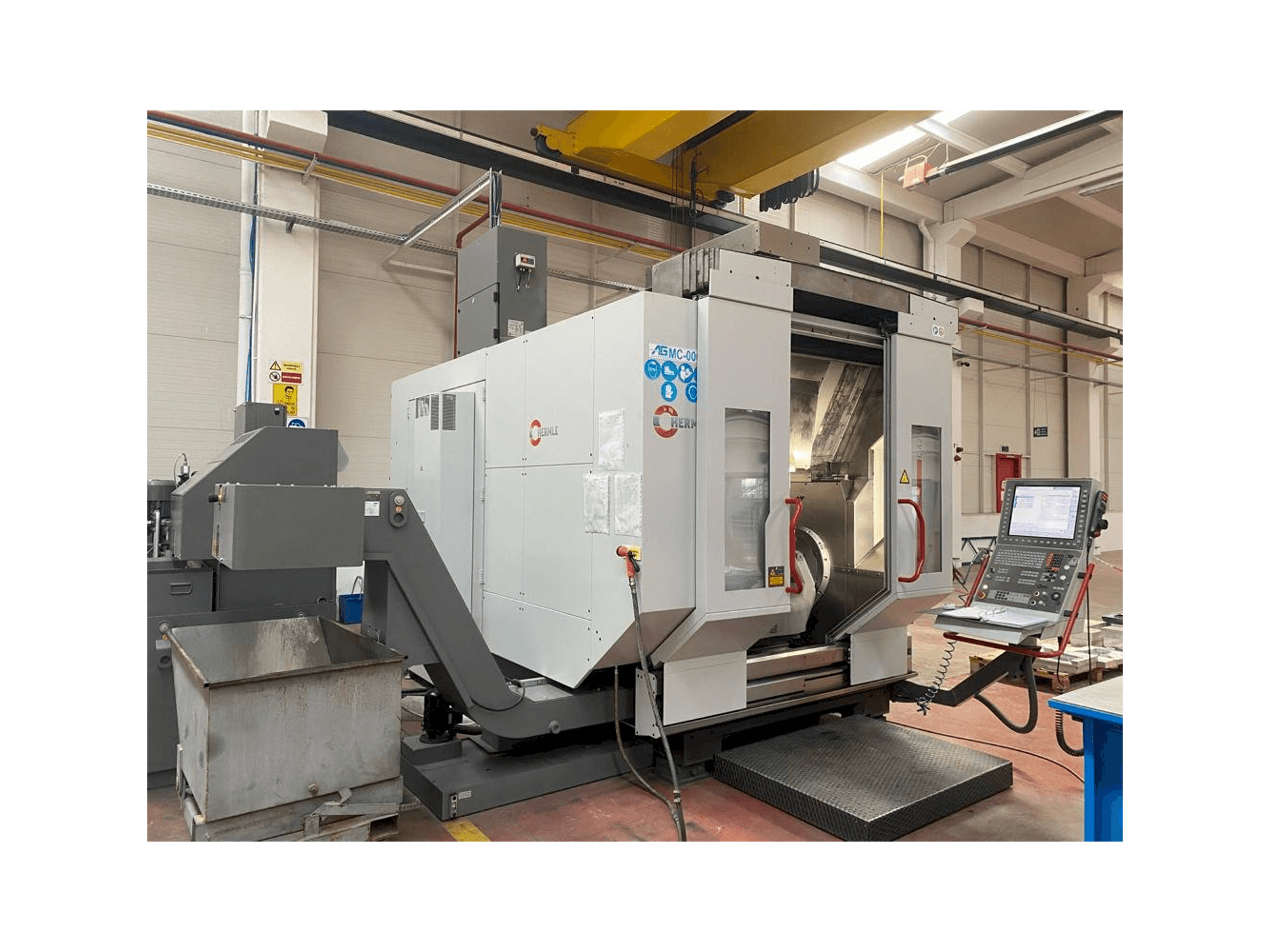 HERMLE C42u-mt Mašinos vaizdas iš priekio