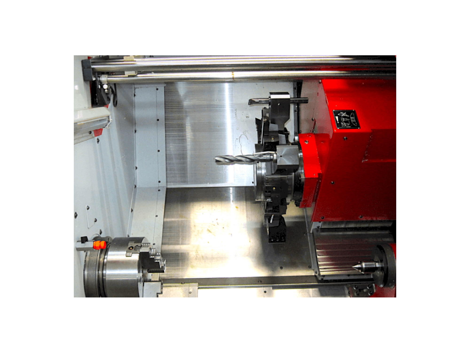 EMCO turn 365 tcmy Mašinos vaizdas iš priekio