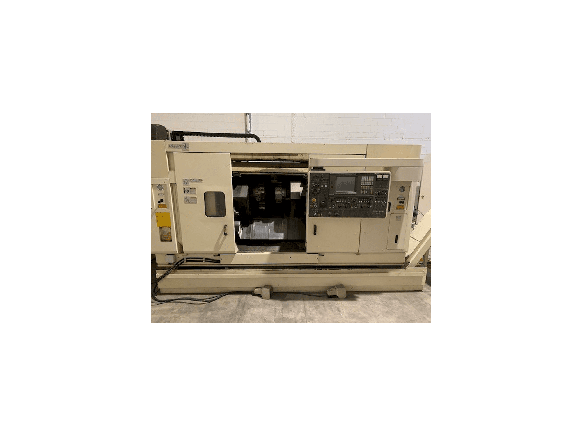 NAKAMURA-TOME TW-20 Mašinos vaizdas iš priekio