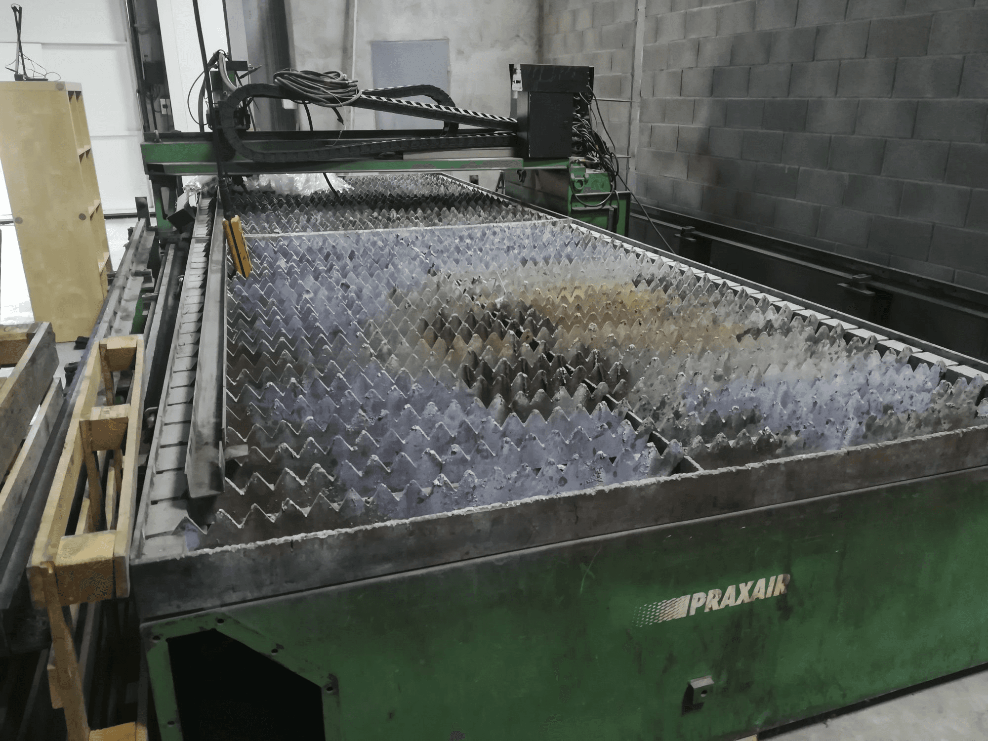 Praxair P 2500S Mašinos vaizdas iš priekio