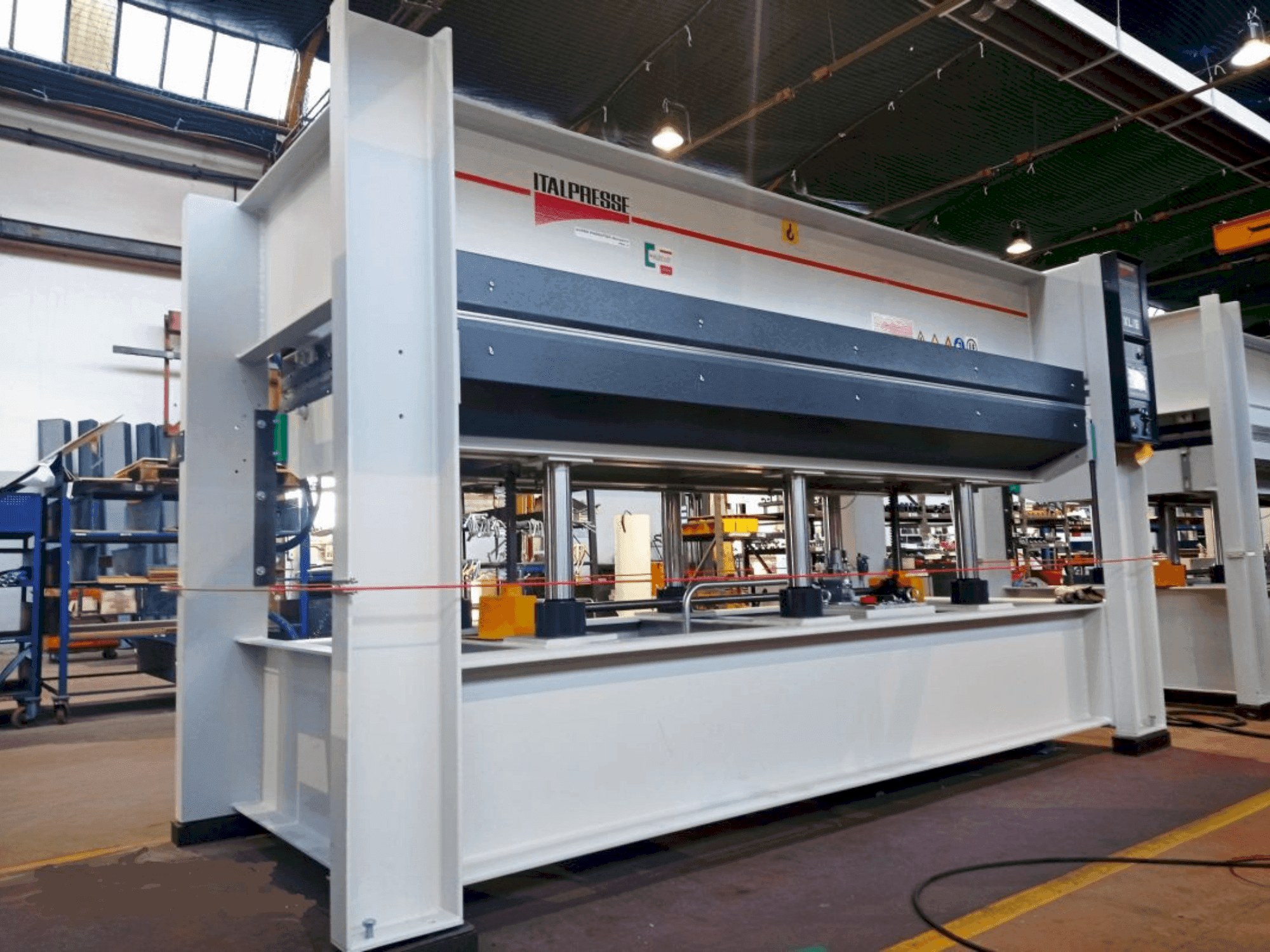 ITALPRESSE XL/6 30-13 PM BO Mašinos vaizdas iš priekio