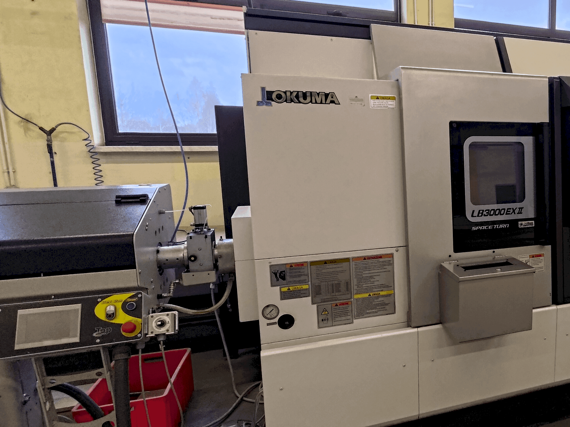 Okuma LB 3000 EXII MYW 450 Mašinos vaizdas iš priekio