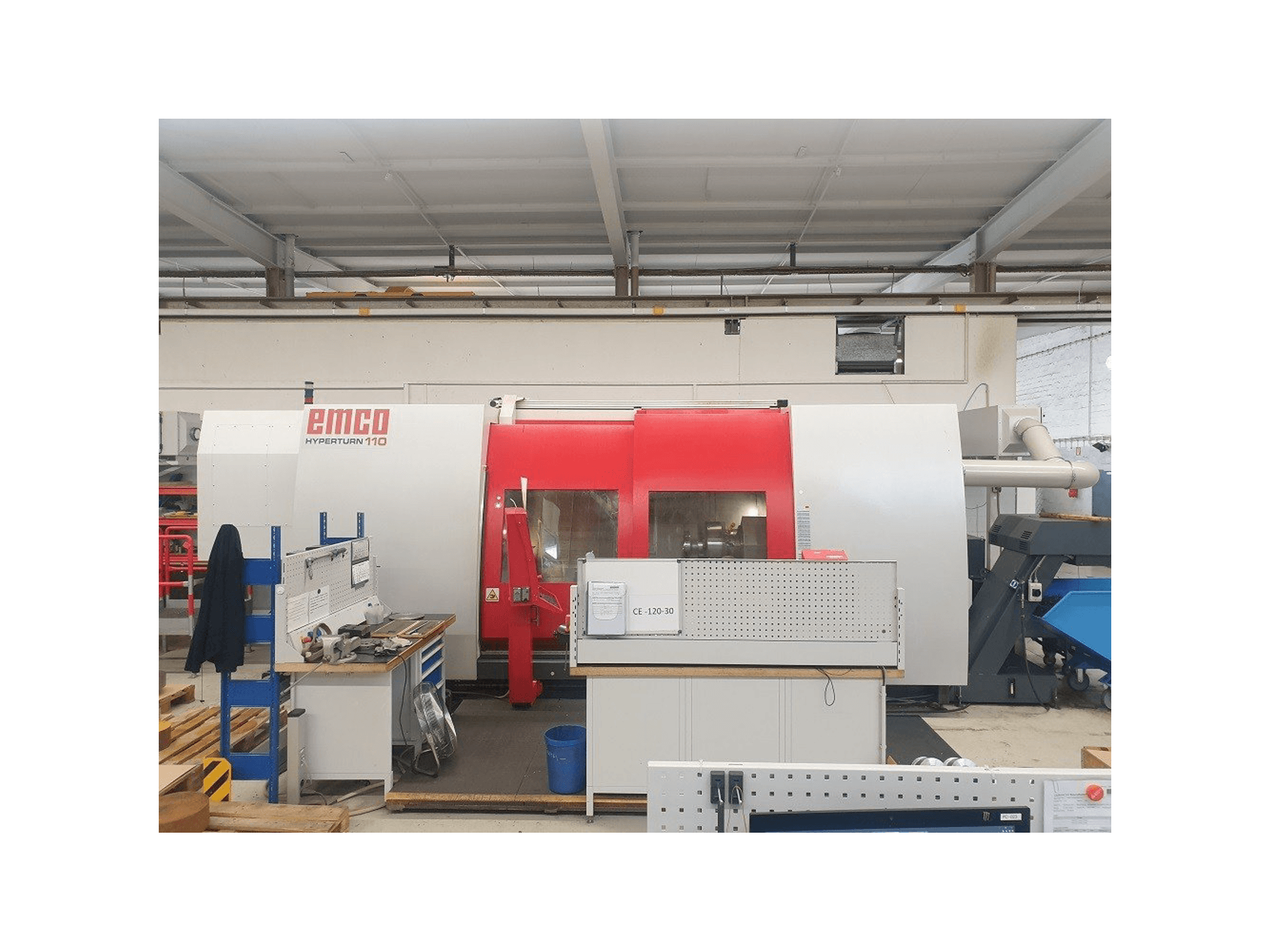 EMCO Hyperturn 110 Mašinos vaizdas iš priekio