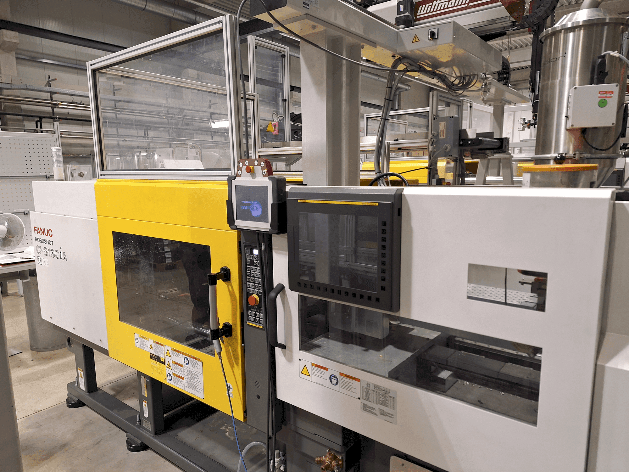 FANUC Roboshot S130iA Mašinos vaizdas iš priekio