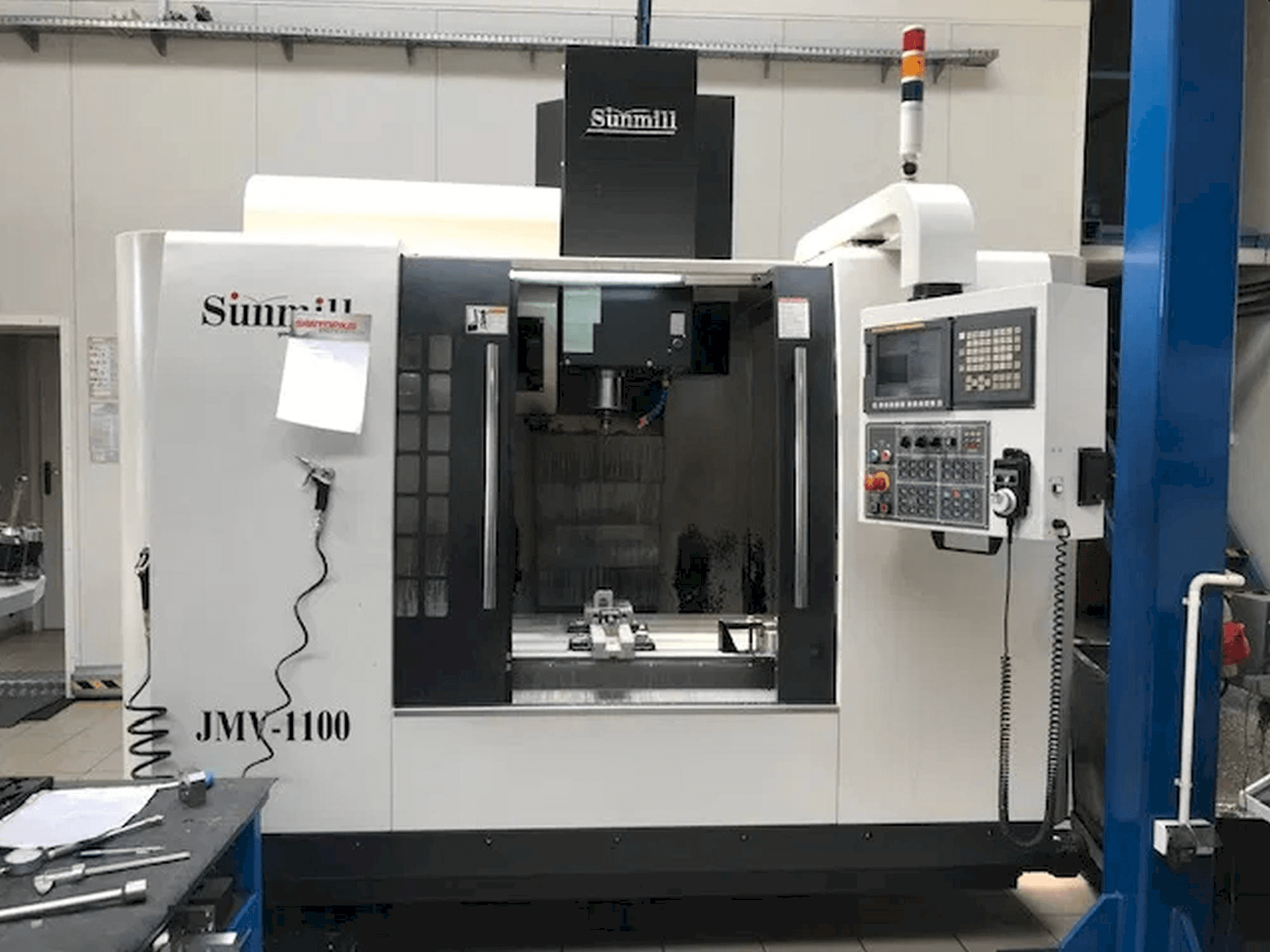SUNMILL JMV-1100 Mašinos vaizdas iš priekio