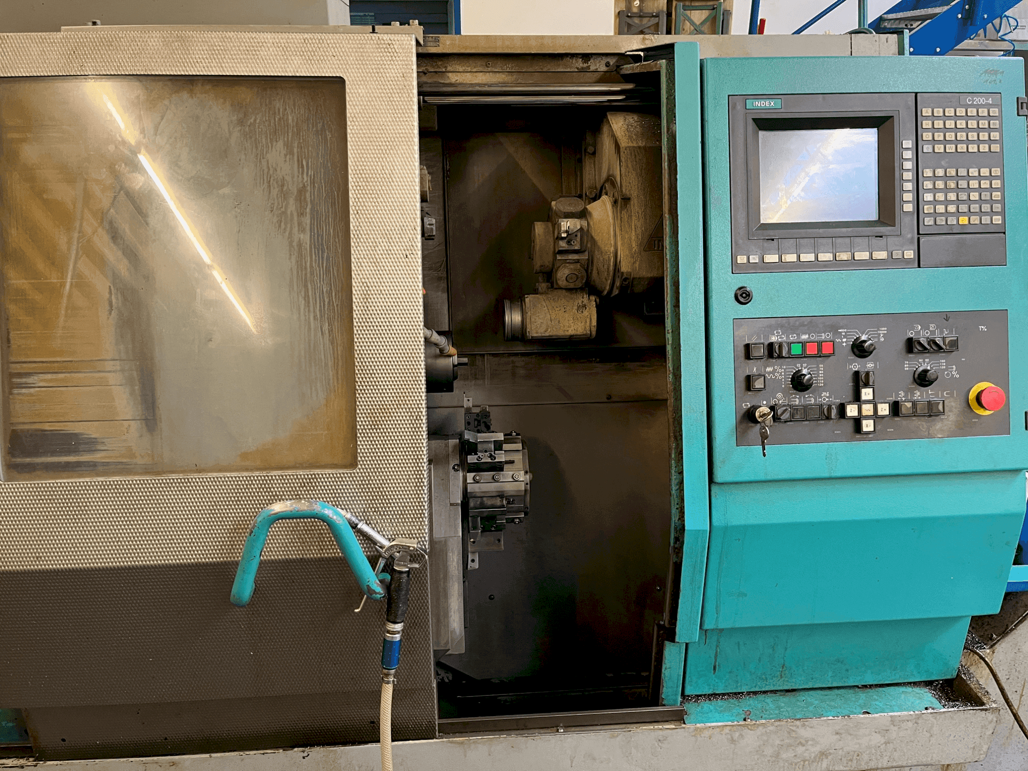 Index ABC 42 Mašinos vaizdas iš priekio