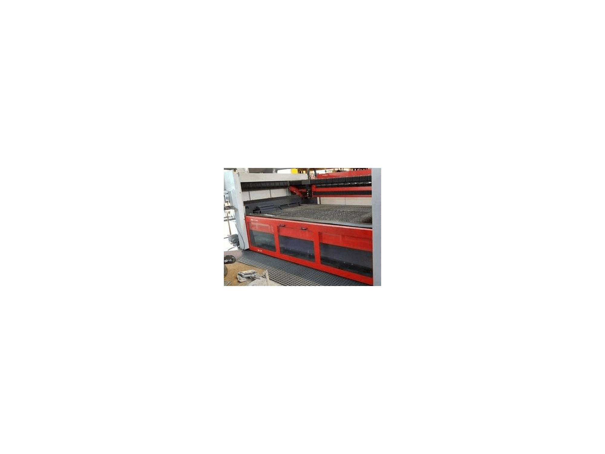 Bystronic Bystar II 3015 Mašinos vaizdas iš priekio