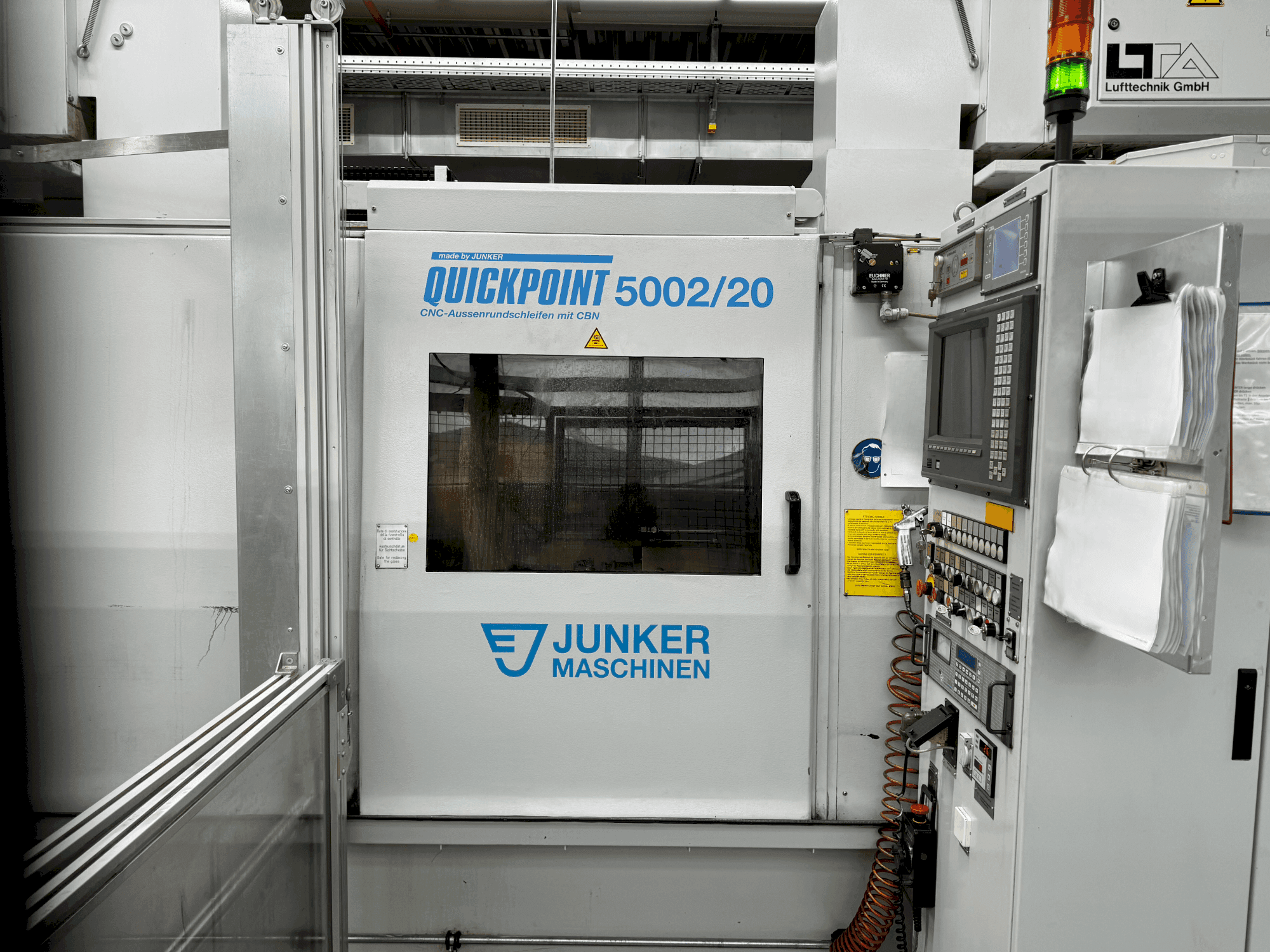 JUNKER Quickpoint 5002/20 Mašinos vaizdas iš priekio
