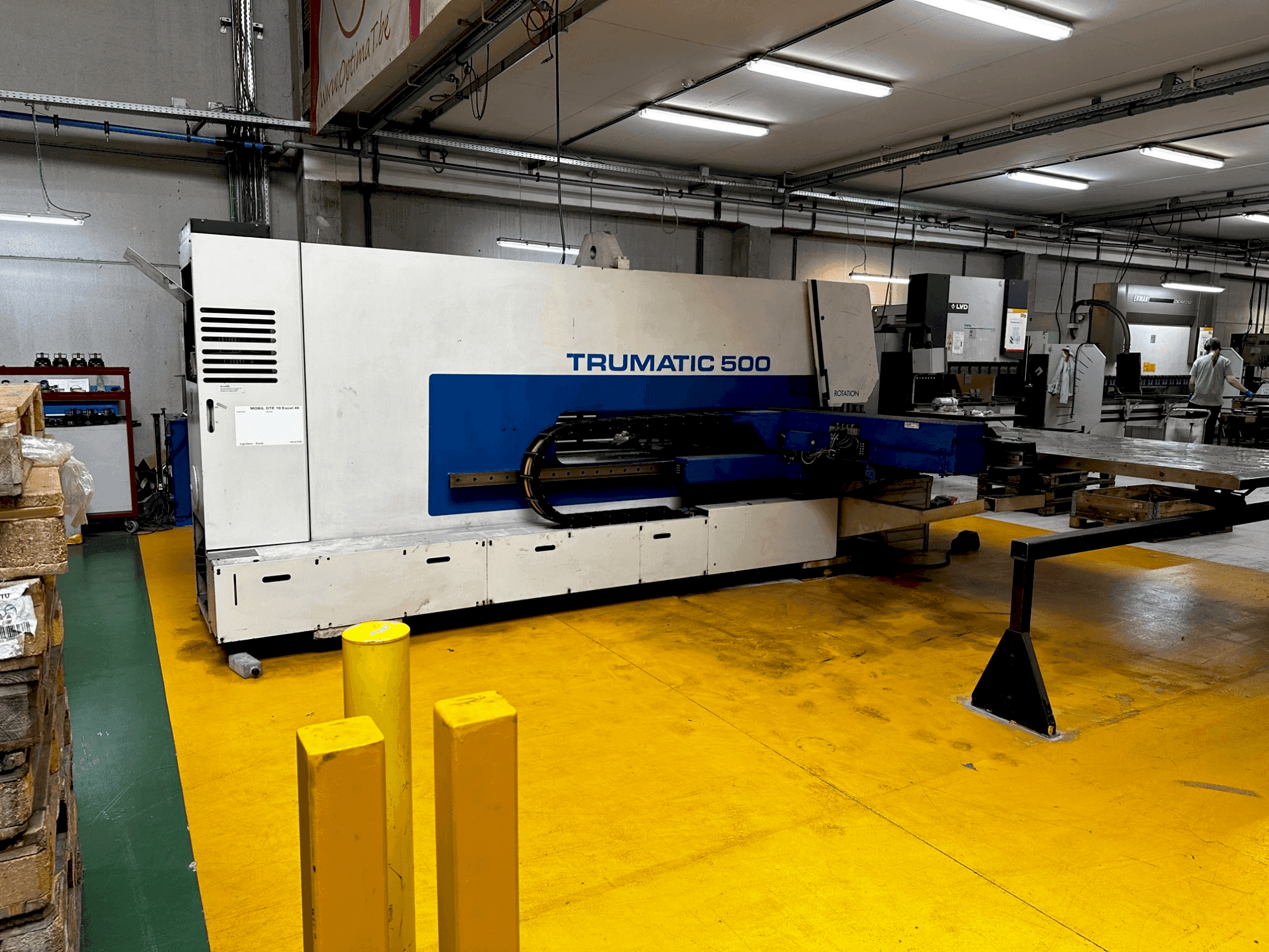 TRUMPF Trumatic 500 Mašinos vaizdas iš priekio