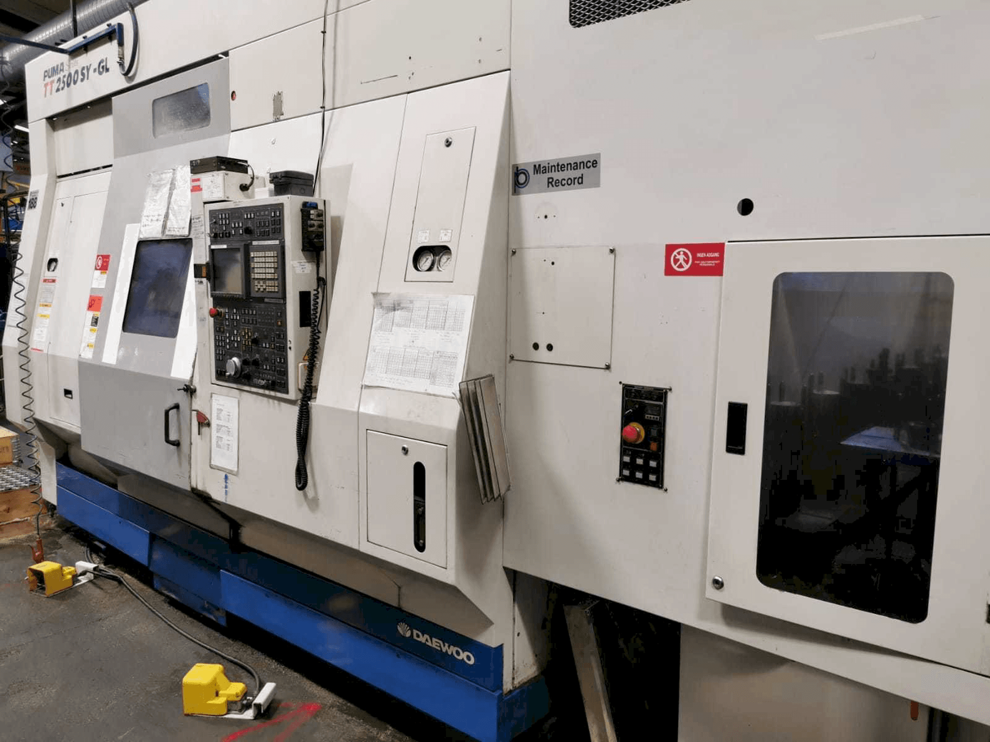 DAEWOO Puma TT2500SY - GL (2005) Mašinos vaizdas iš priekio