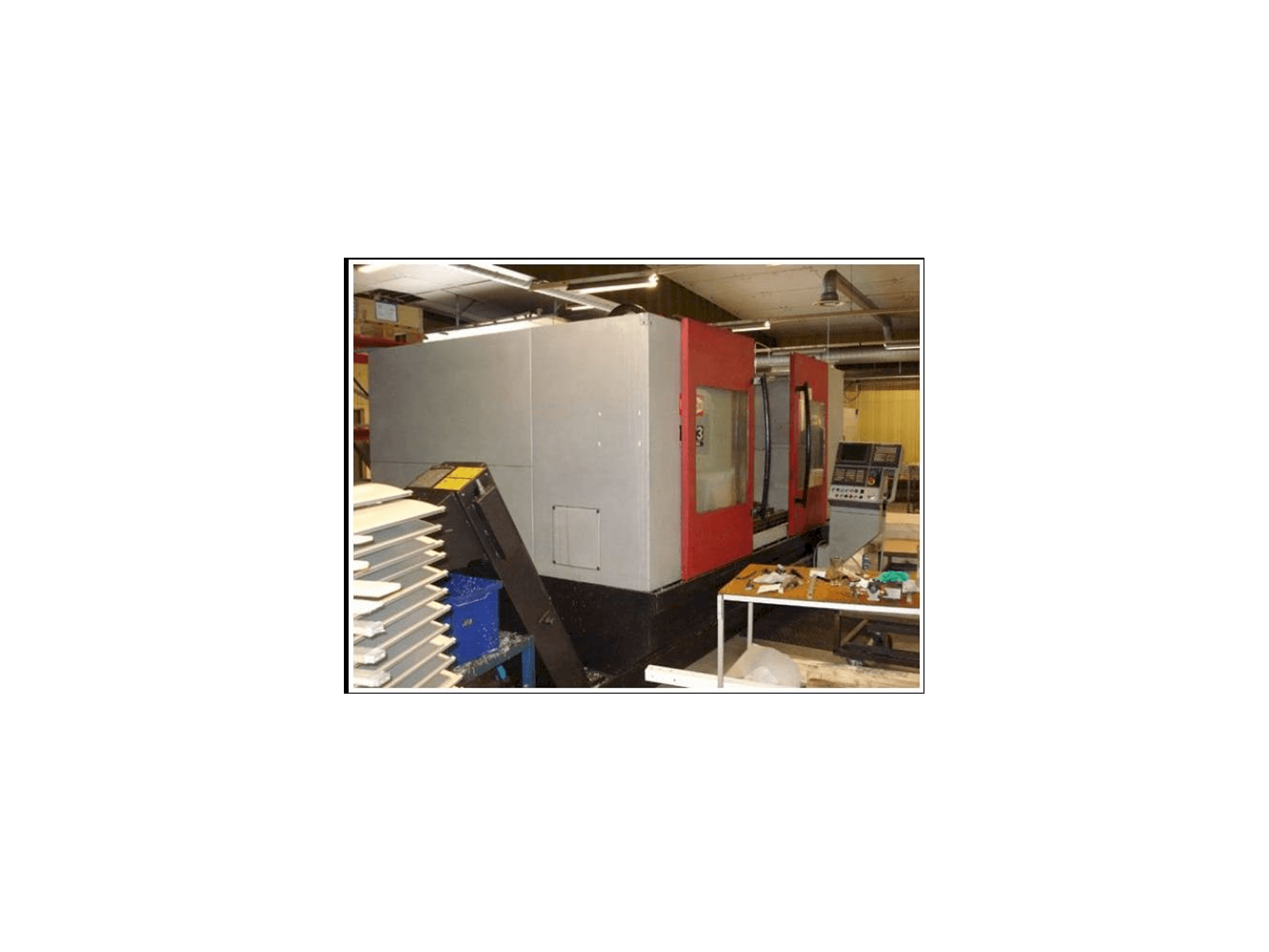 Eikon MV3 Mašinos vaizdas iš kairės pusės