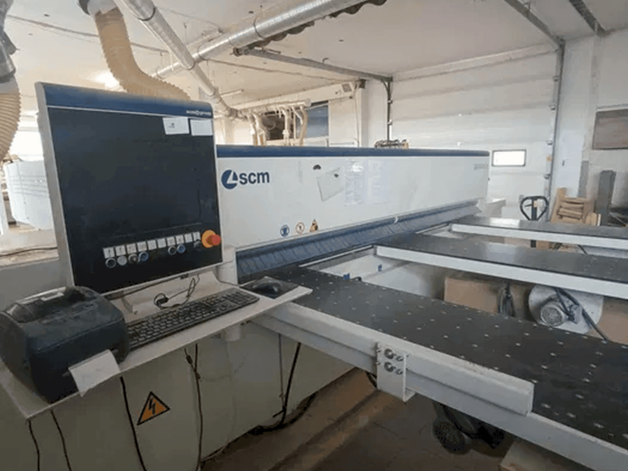 SCM SIGMA PRIMA 67 Mašinos vaizdas iš priekio