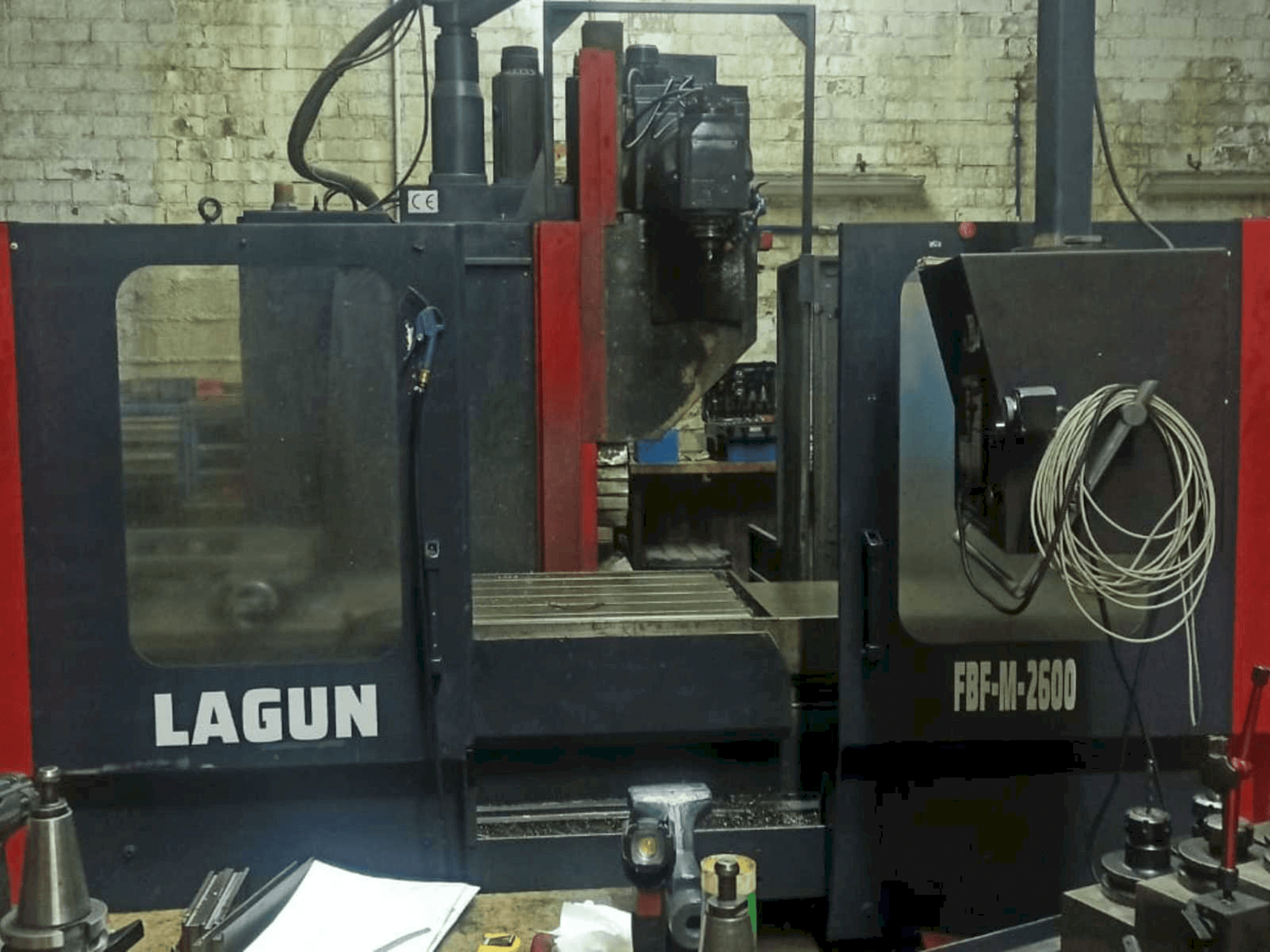 LAGUN FBF-M-2600 Mašinos vaizdas iš priekio