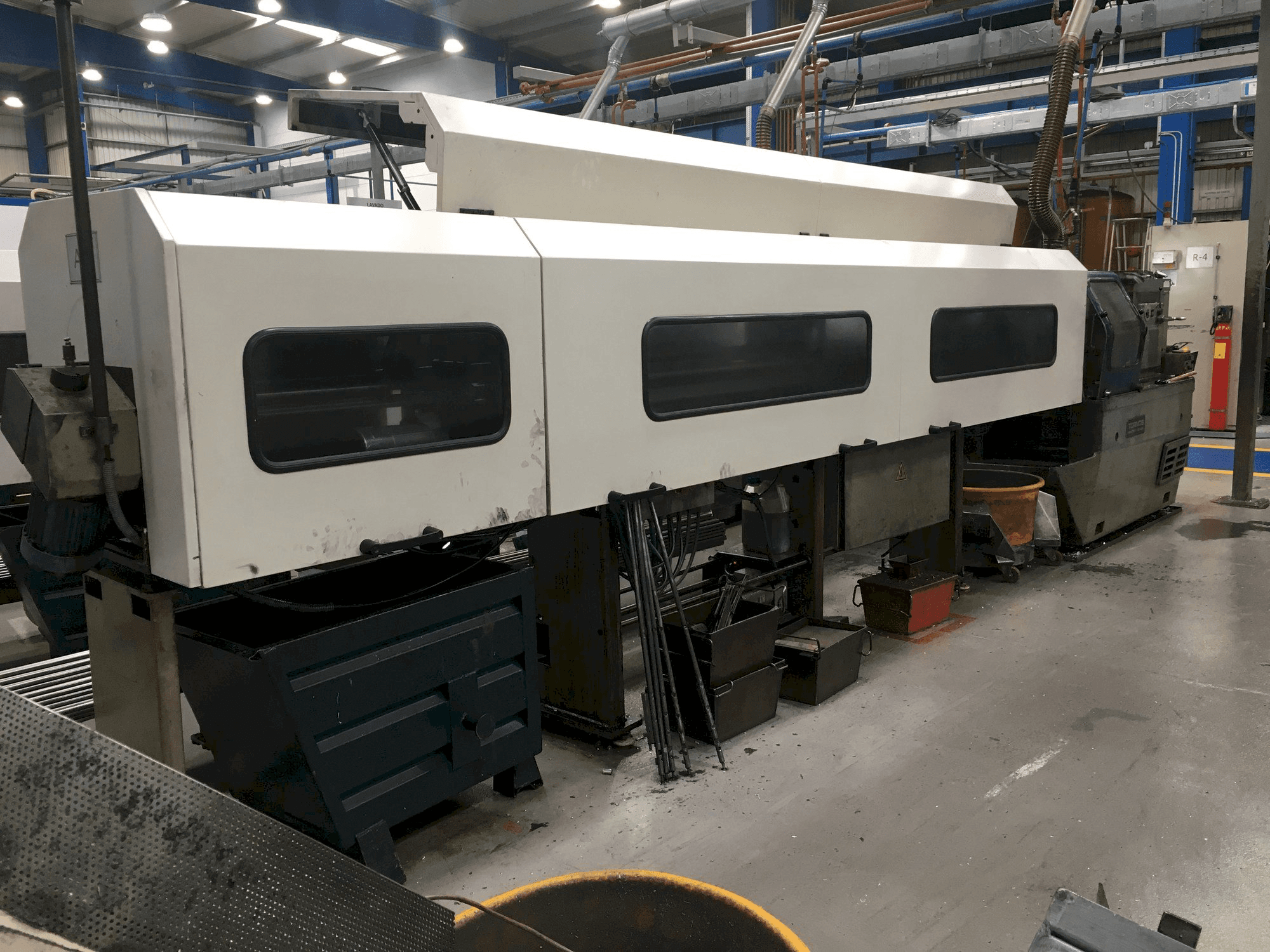 Tornos-Moutier Suisse AS 14 Mašinos vaizdas iš priekio