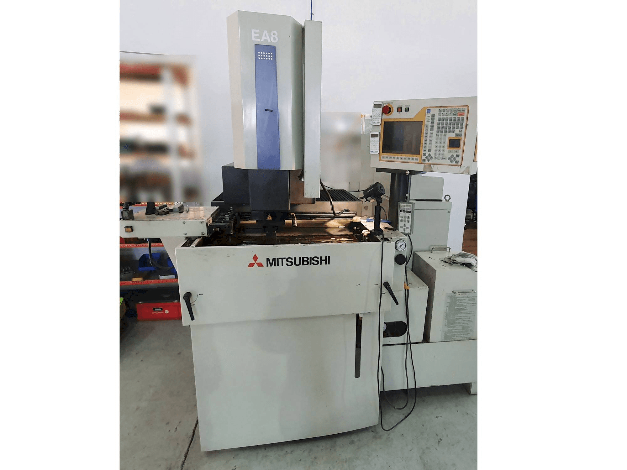 Mitsubishi EA8 Mašinos vaizdas iš priekio