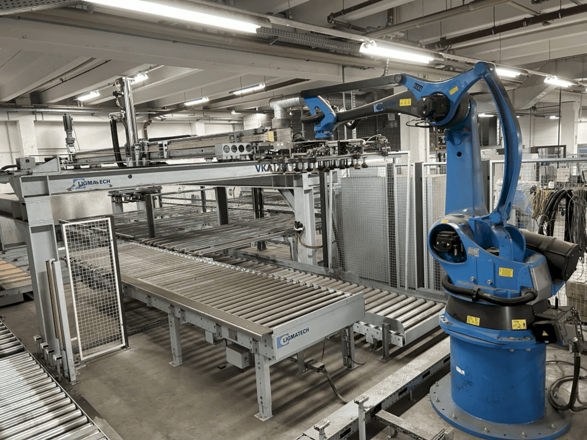 LIGMATECH RKA100 Mašinos vaizdas iš priekio