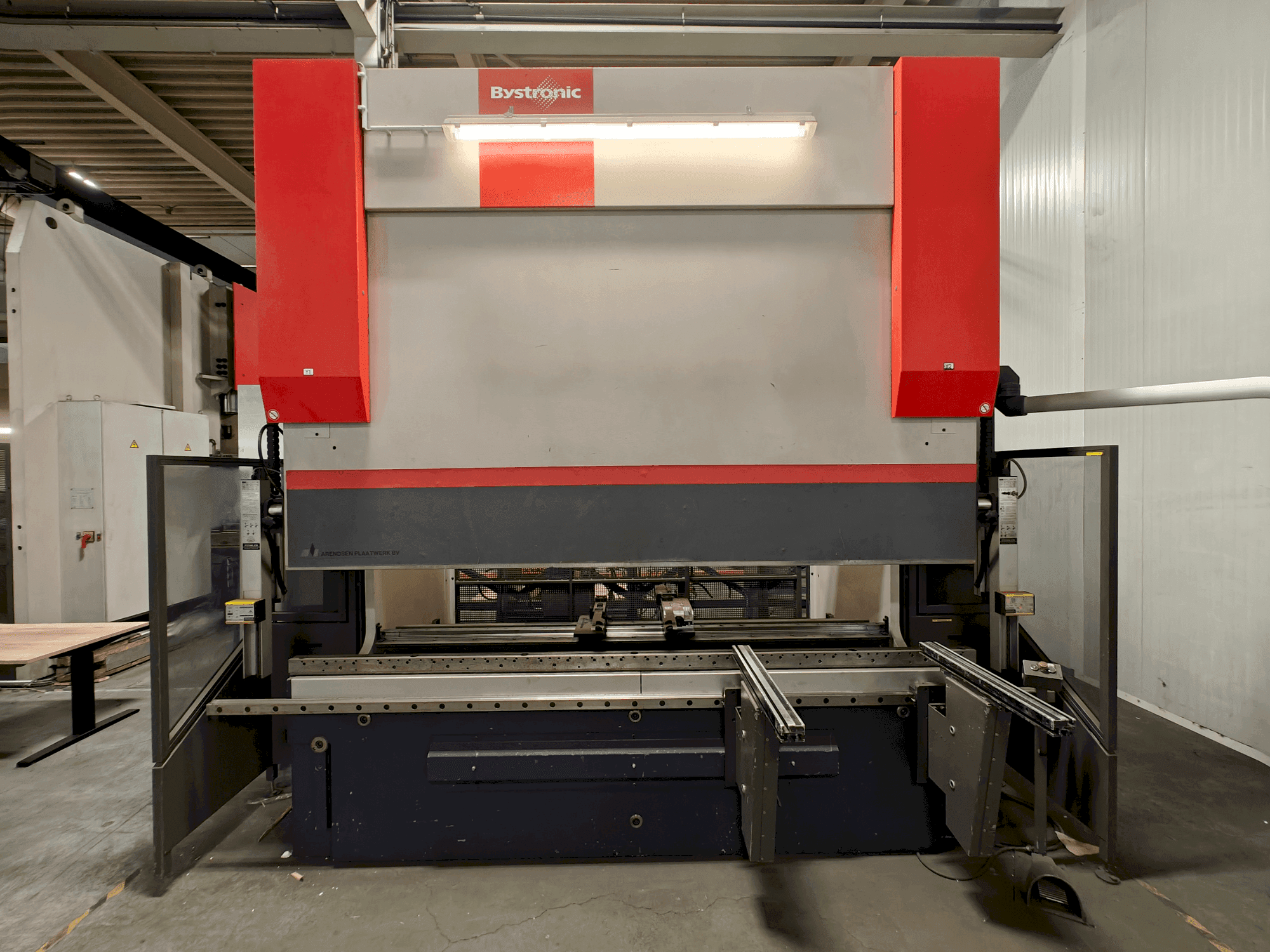 Bystronic Xpert100x3100 Mašinos vaizdas iš priekio