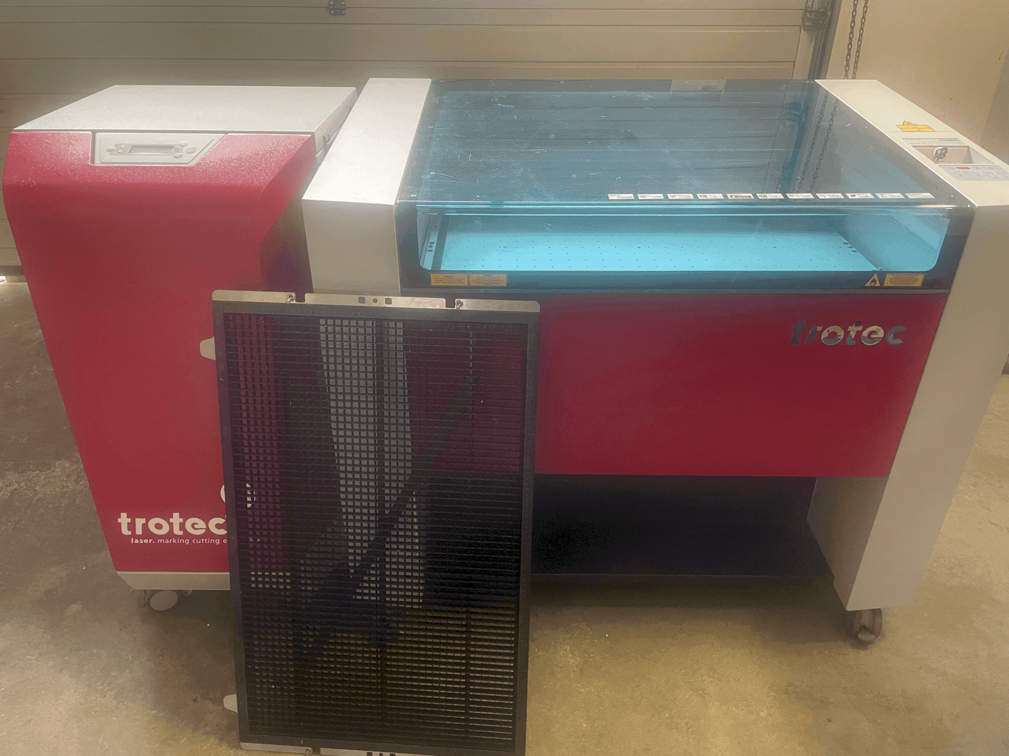 Trotec Laser Speedy 360 Mašinos vaizdas iš priekio