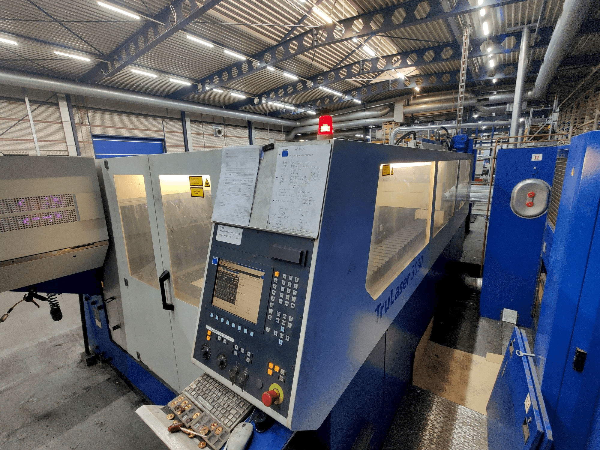 Trumpf TruLaser 3030 Mašinos vaizdas iš priekio