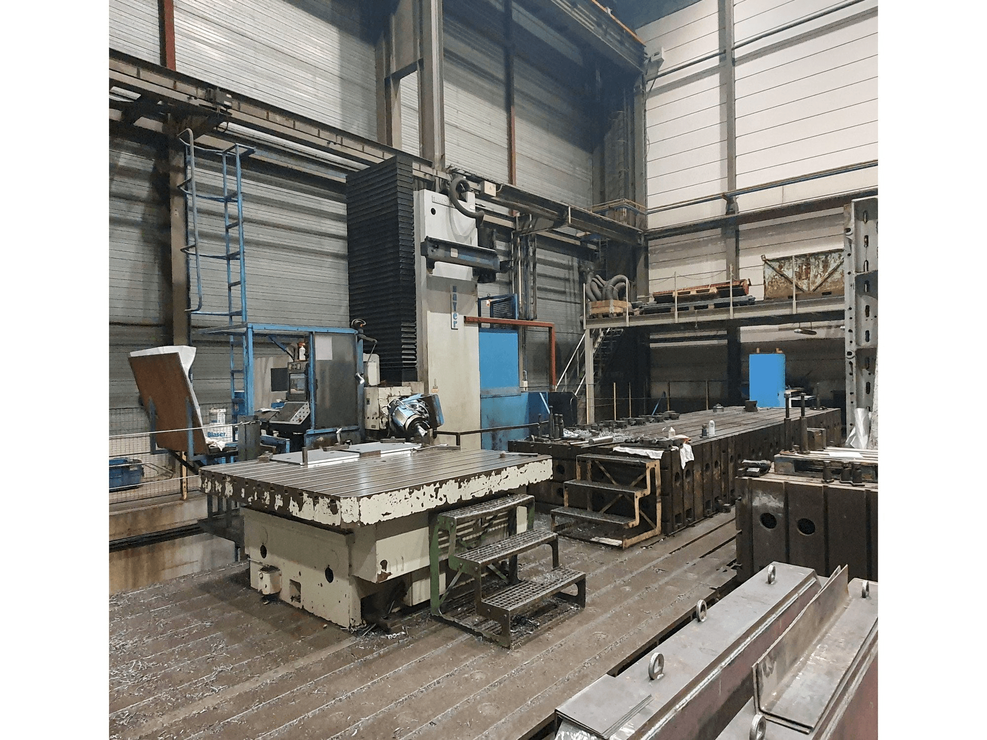 Zayer 30-KCU-12000 Mašinos vaizdas iš priekio