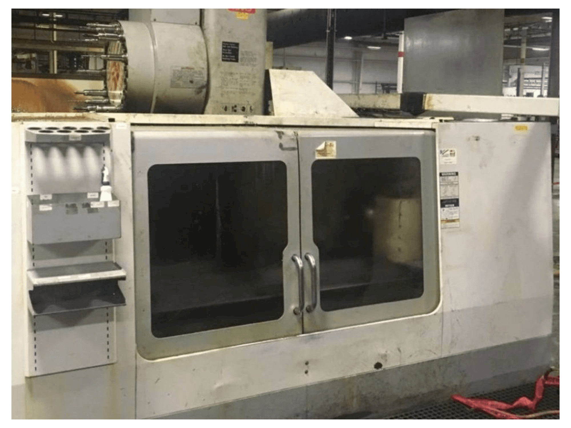 HAAS VF-8B/40 Mašinos vaizdas iš priekio