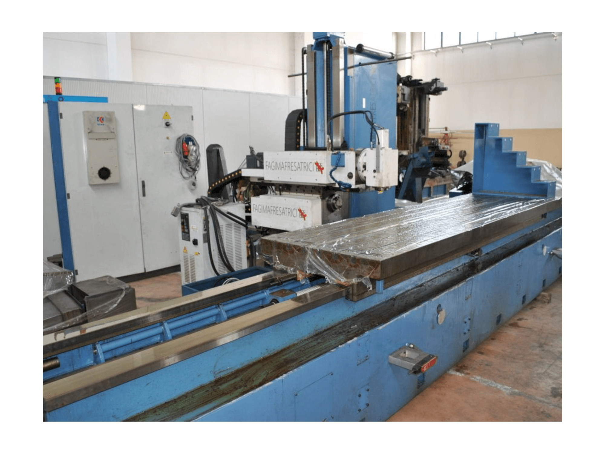 Fagima MMO 300 Mašinos vaizdas iš priekio