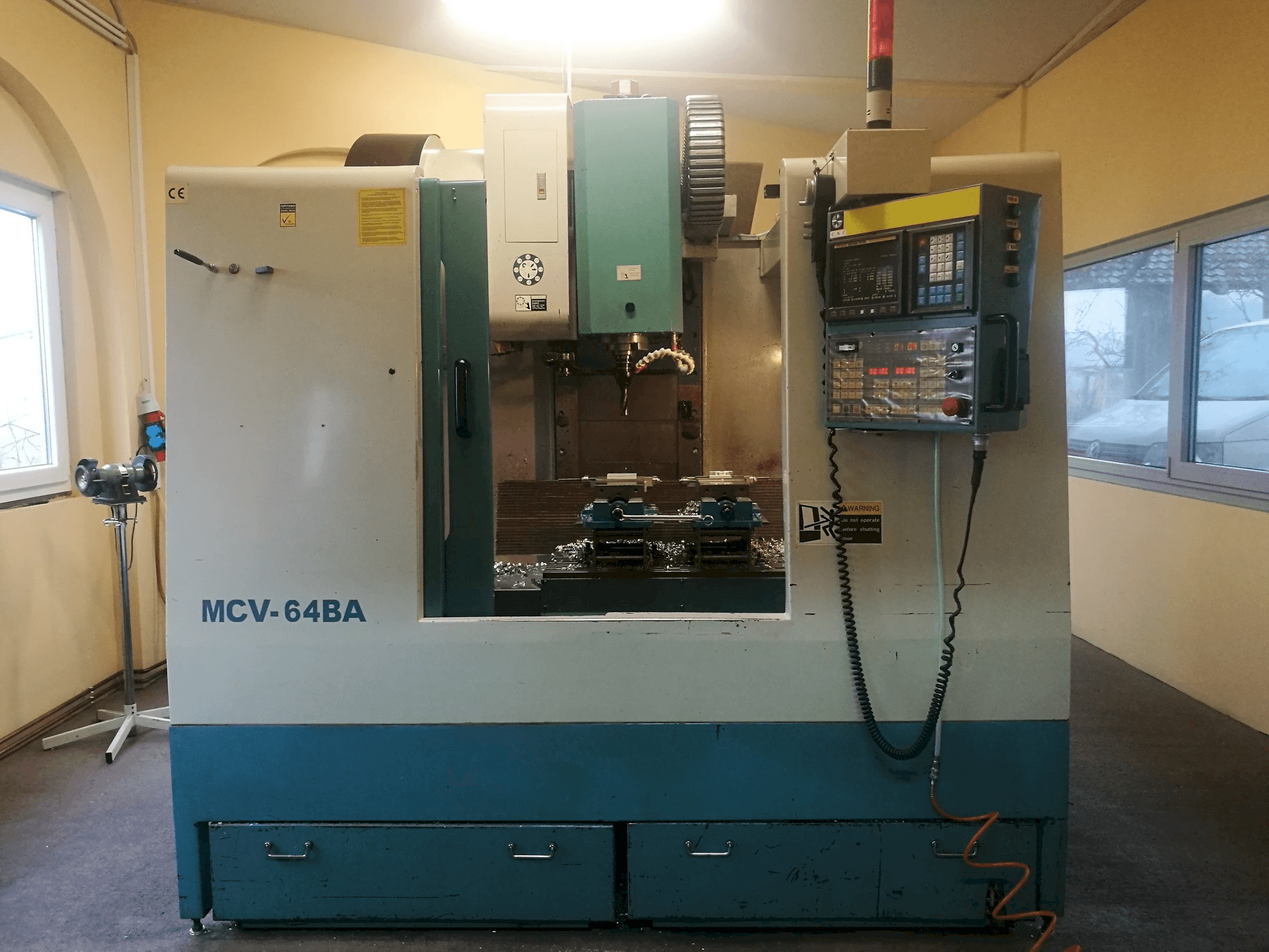 PJM MCV-64BA Mašinos vaizdas iš priekio