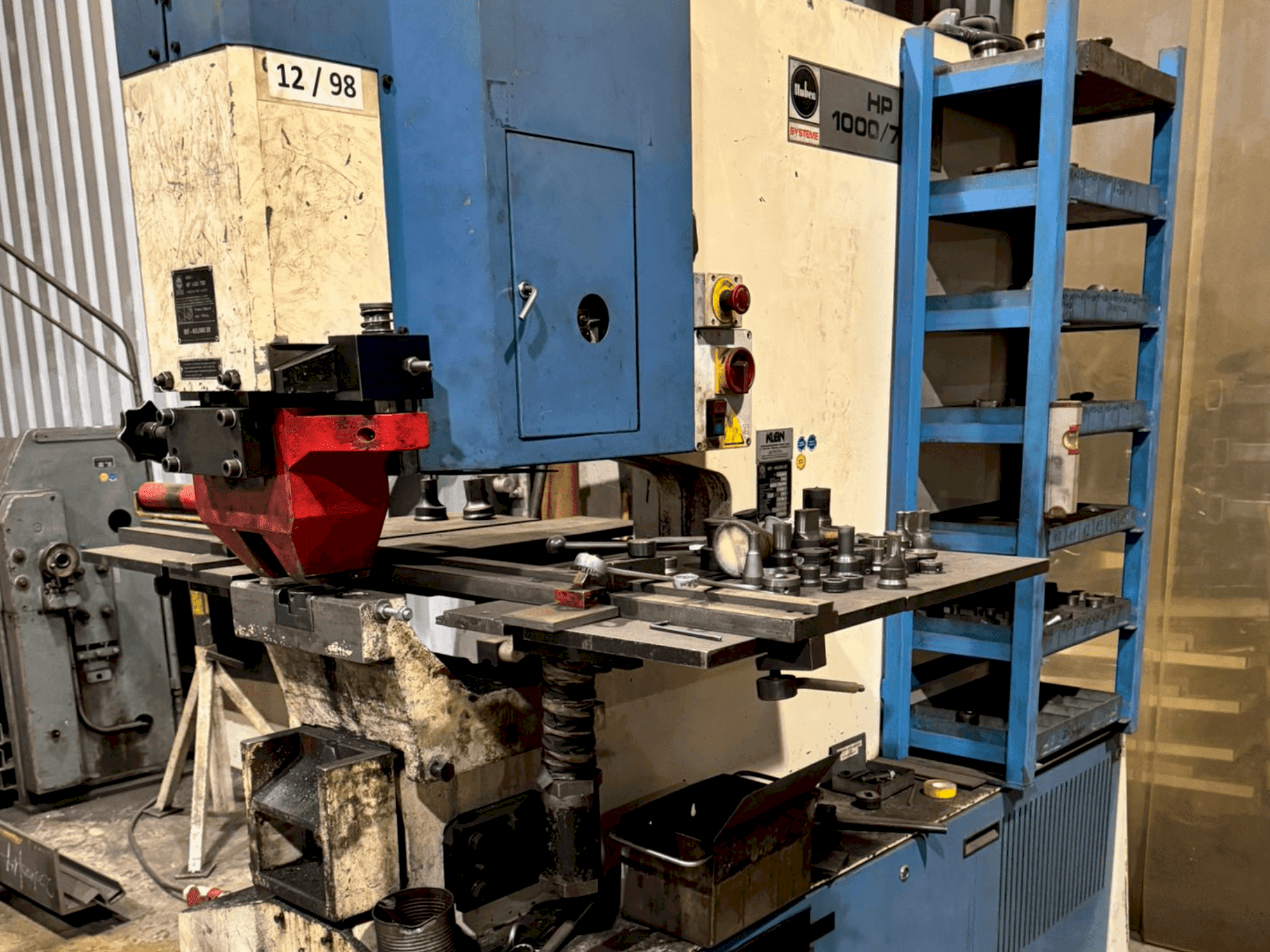 KLEIN HP 1000/760 Mašinos vaizdas iš priekio