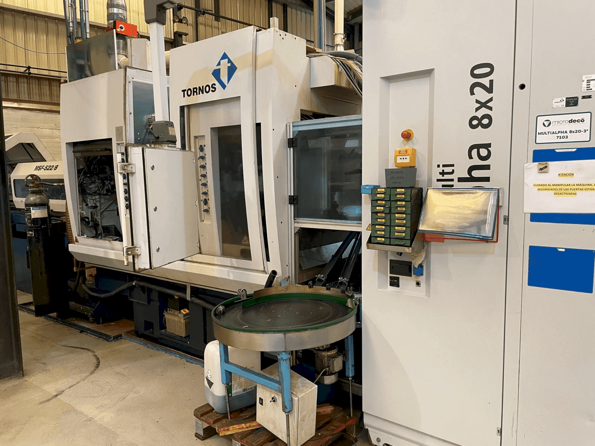 TORNOS MultiAlpha 8x20 Mašinos vaizdas iš priekio