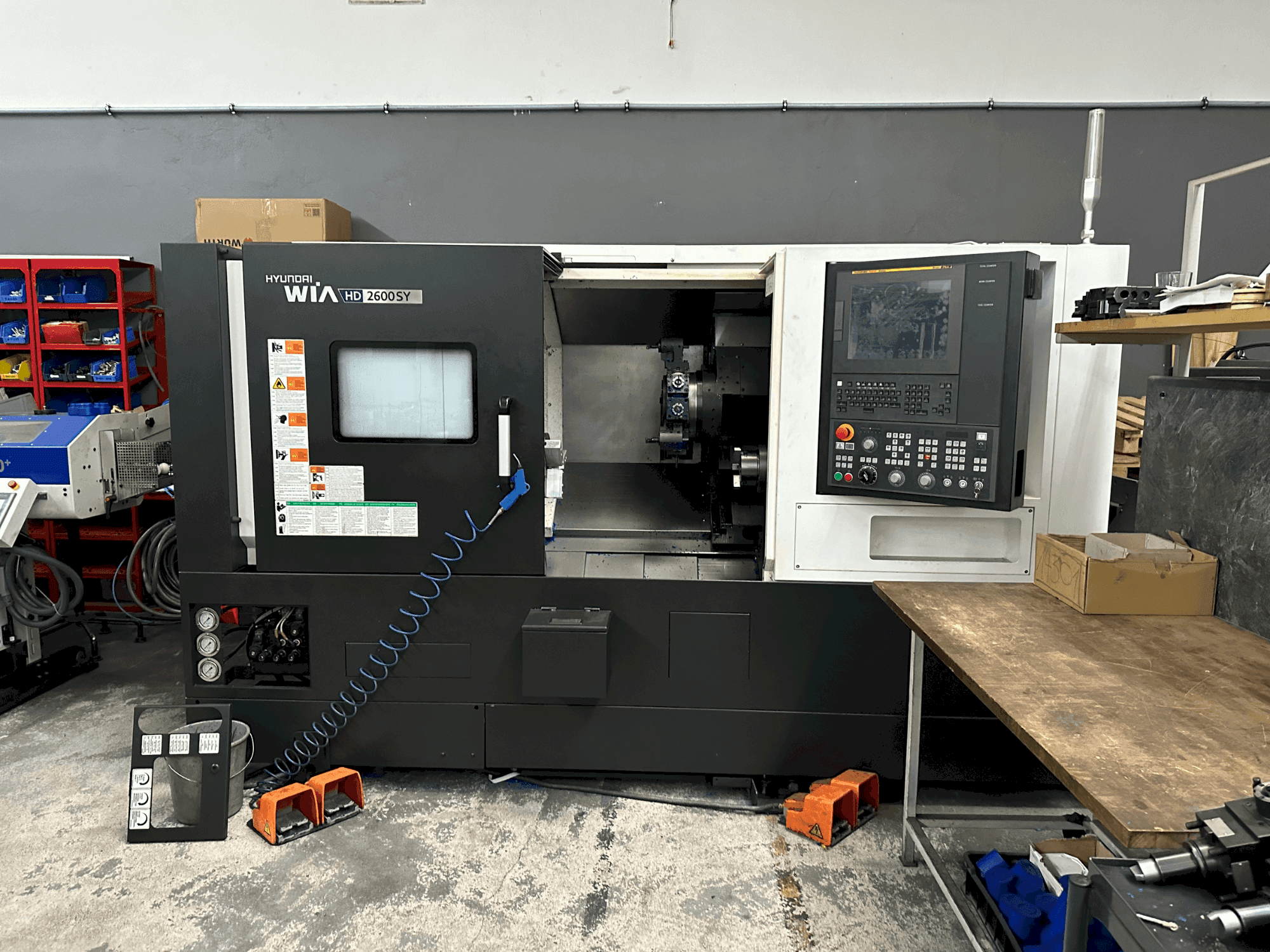 Hyundai Wia HD 2600SY Mašinos vaizdas iš priekio