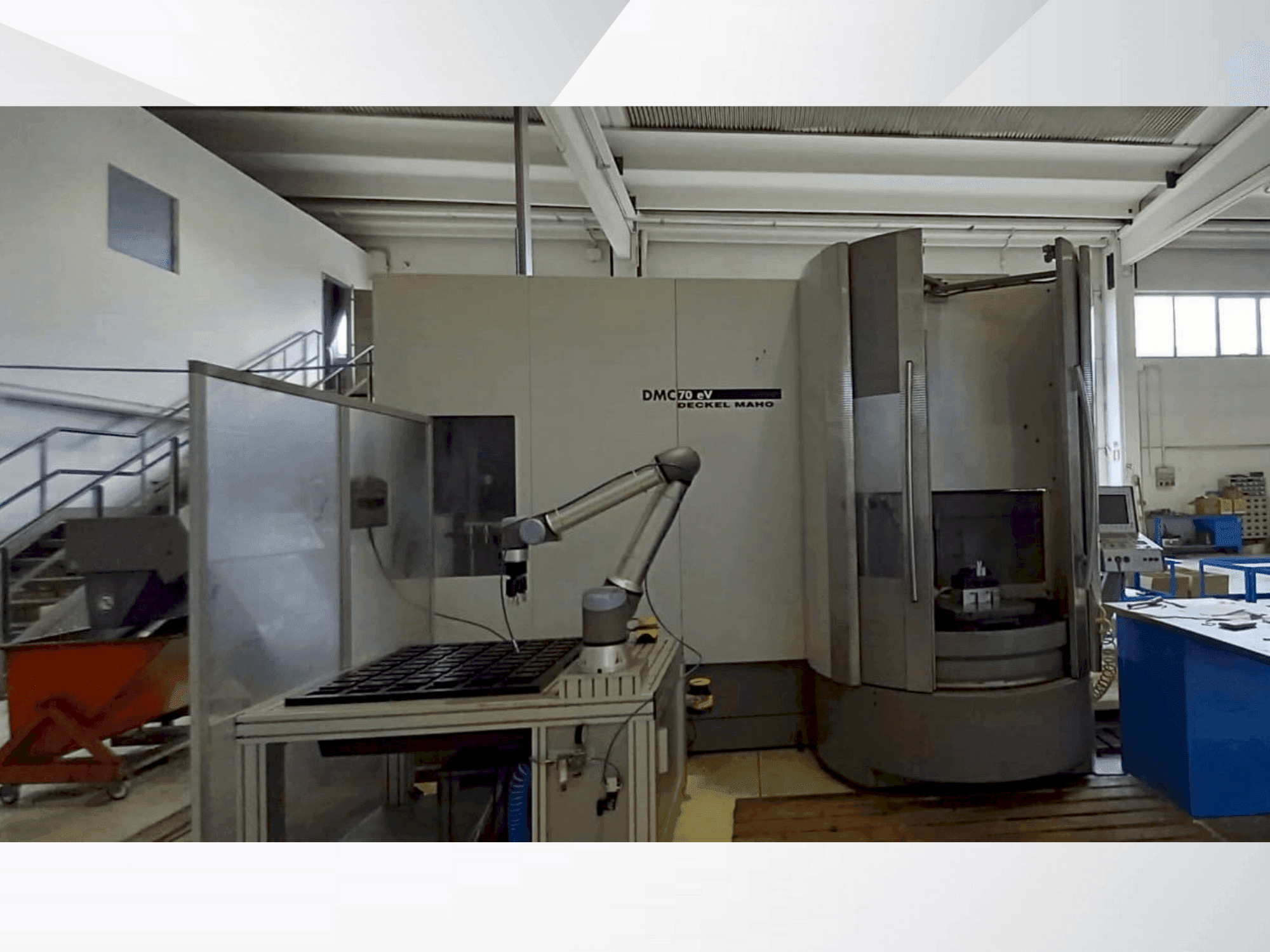 DECKEL MAHO DMC 70 Evo Mašinos vaizdas iš priekio
