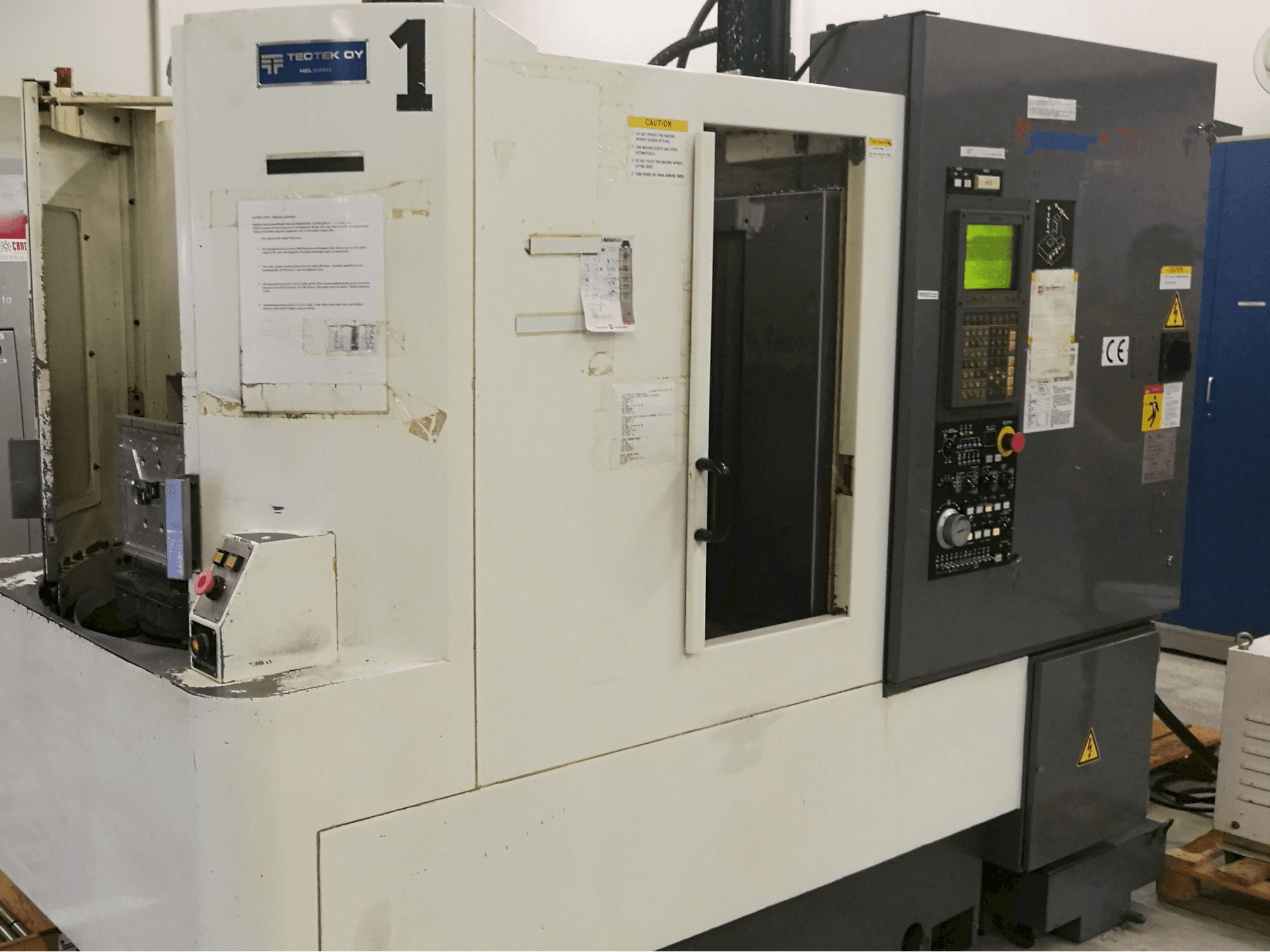 Kitamura Mycenter H250 Mašinos kairės pusės vaizdas