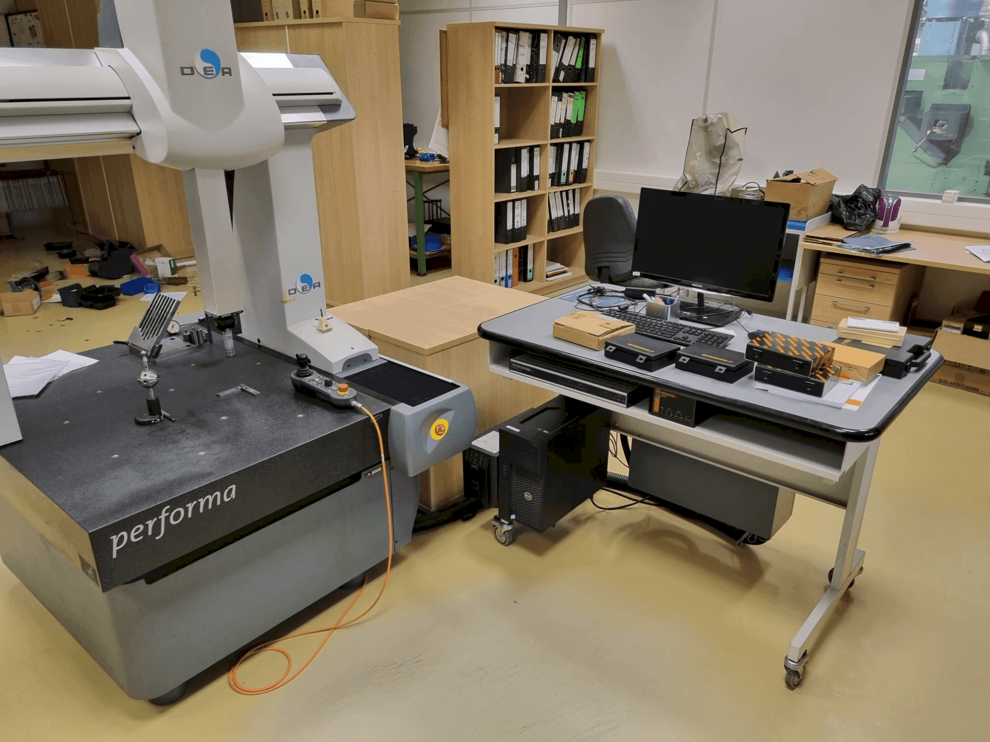 DEA Global 070705 performa Mašinos vaizdas iš priekio