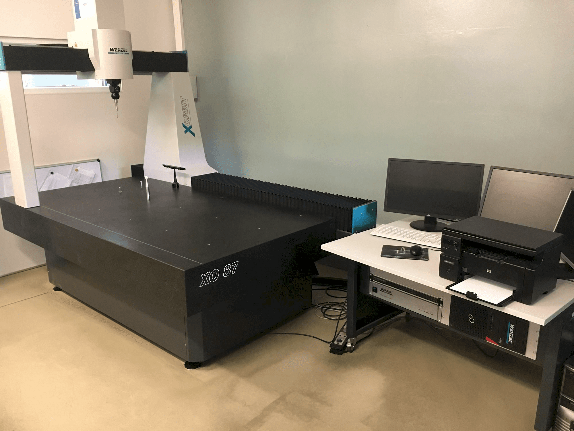 Wenzel X-Orbit 800 / 1000 / 700 CNC Mašinos vaizdas iš priekio