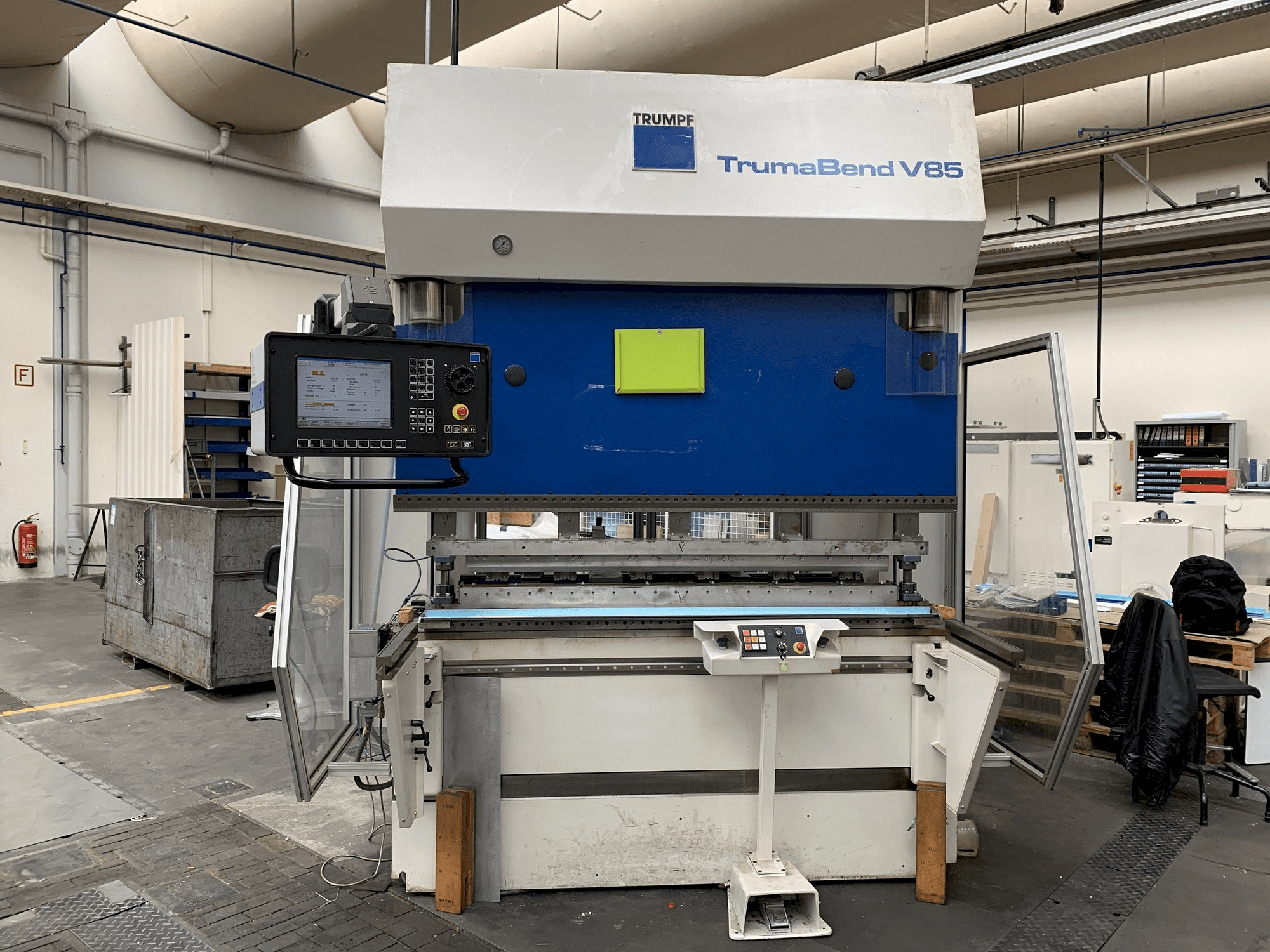 Trumpf TrumaBend V85S Mašinos vaizdas iš priekio