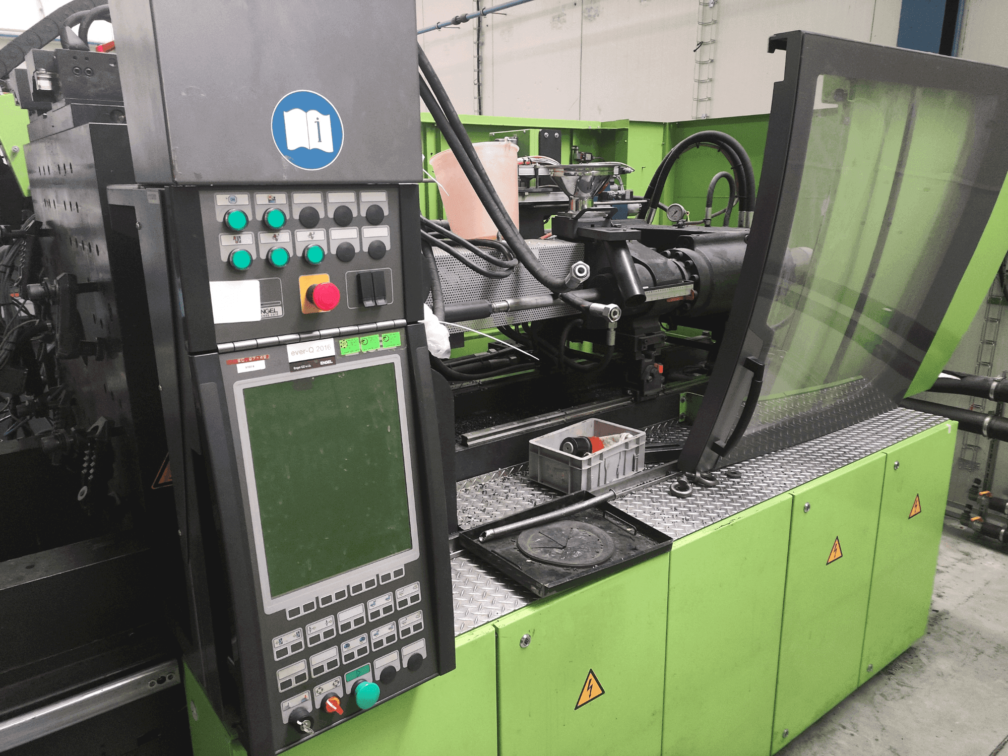 Engel Victory 750H/330V/220 combi Mašinos vaizdas iš priekio