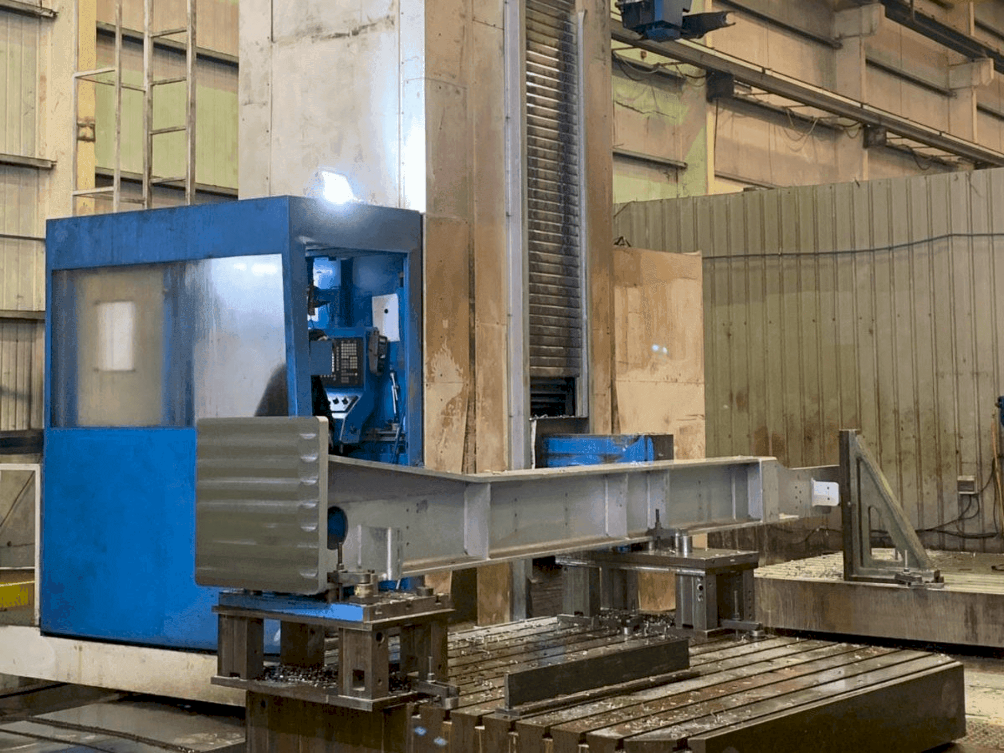 CME MB-900 Mašinos vaizdas iš priekio