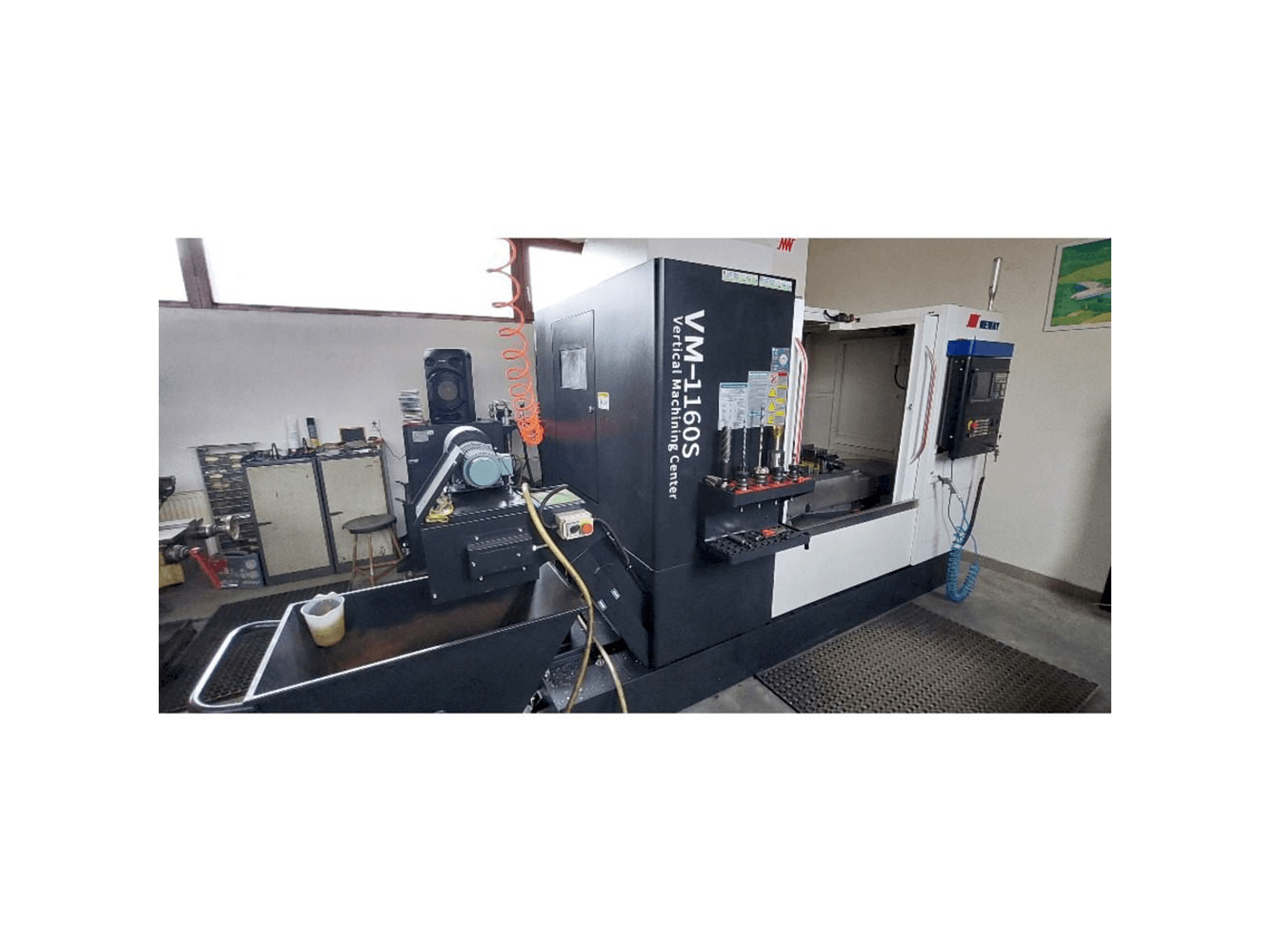 Neway VM 1160 Mašinos vaizdas iš priekio