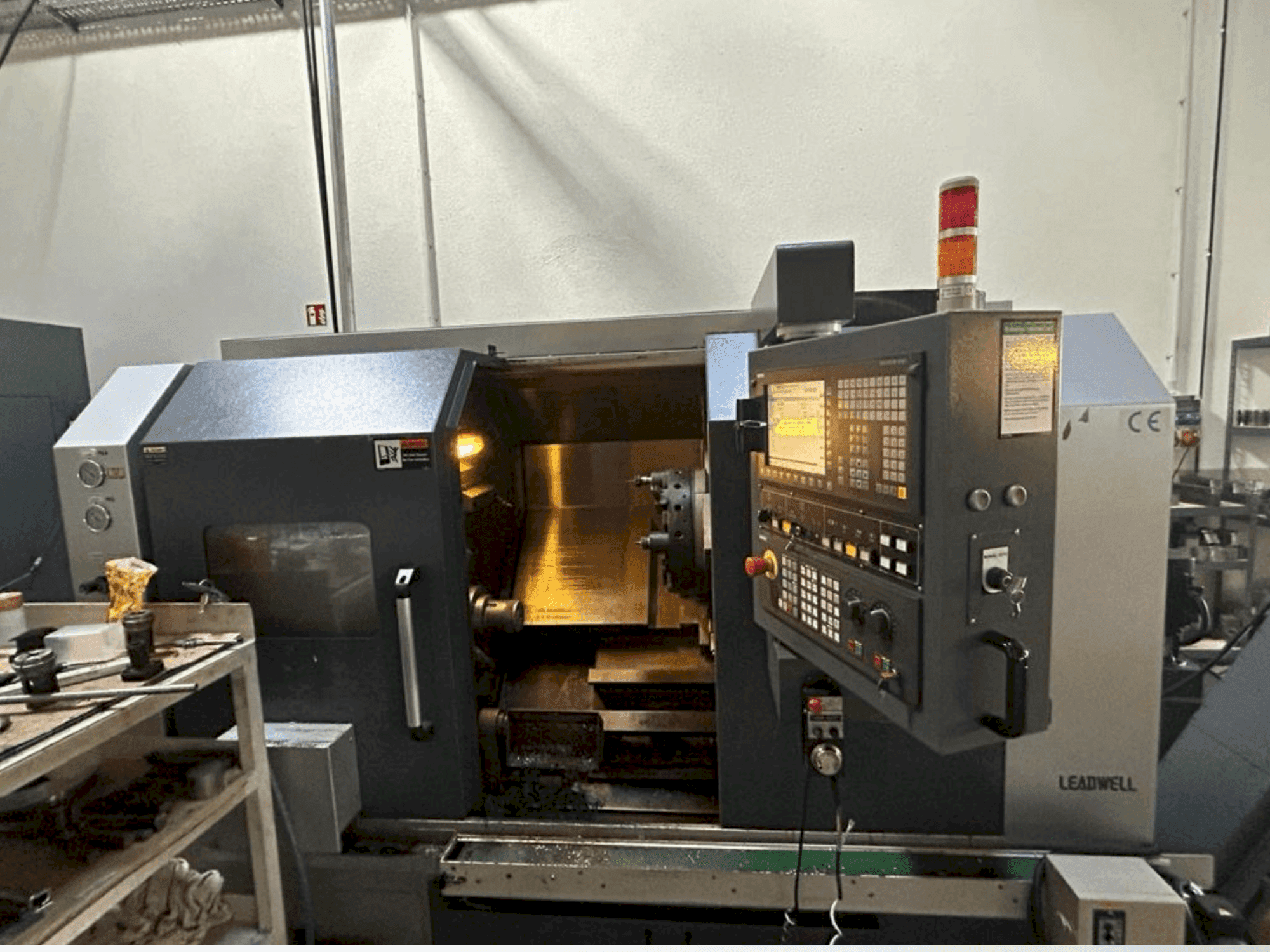 Gildemeister CTX600E Mašinos vaizdas iš priekio