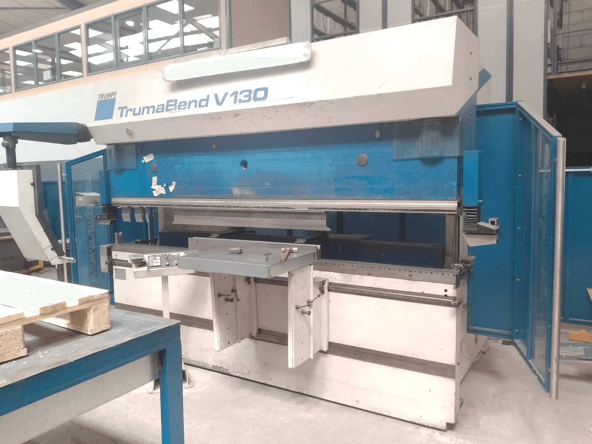 Trumpf Trumabend V130 Mašinos vaizdas iš priekio